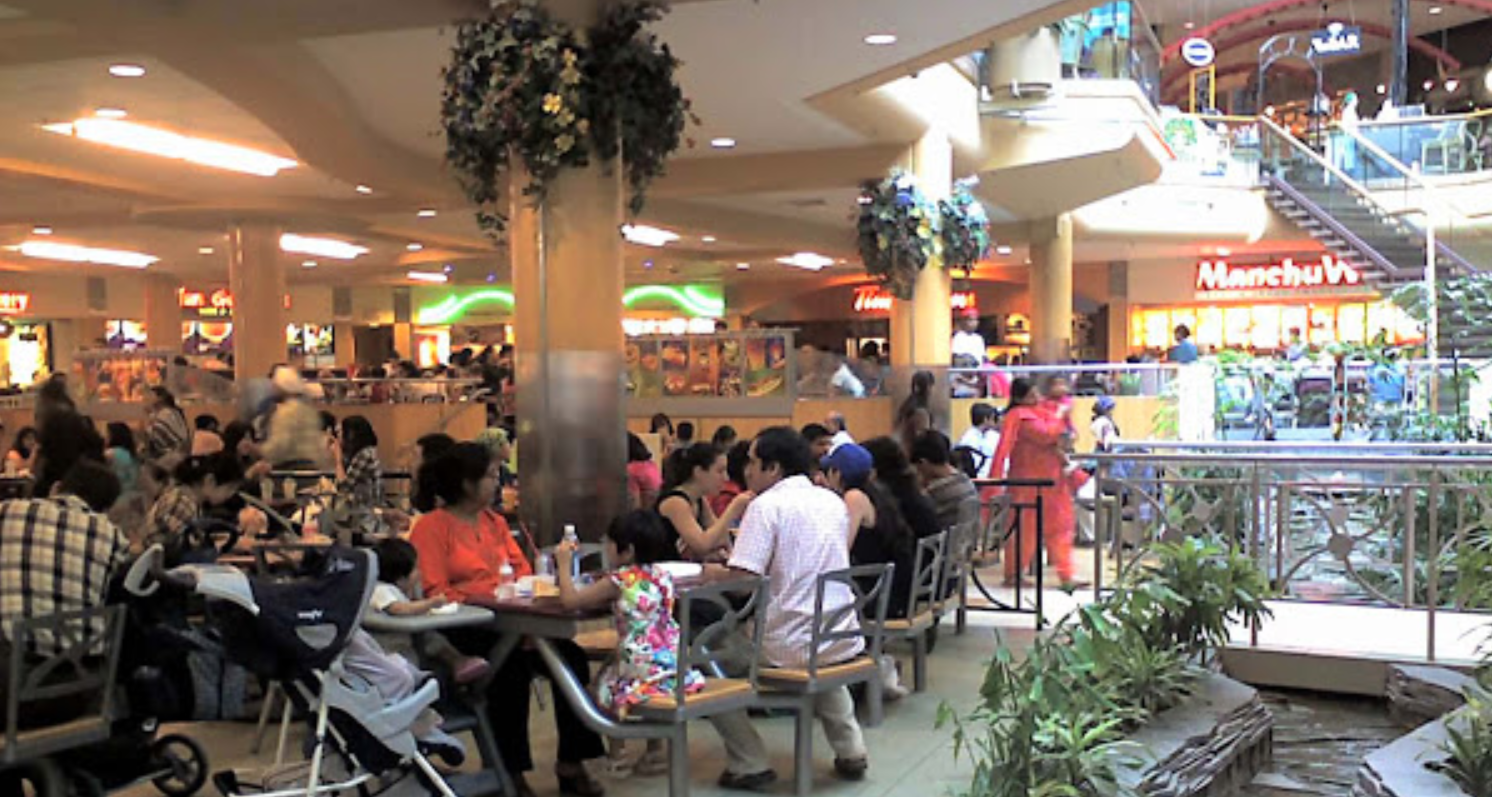 Square One Mall (Food Court) Mid2000's (Mississauga) r/mississauga