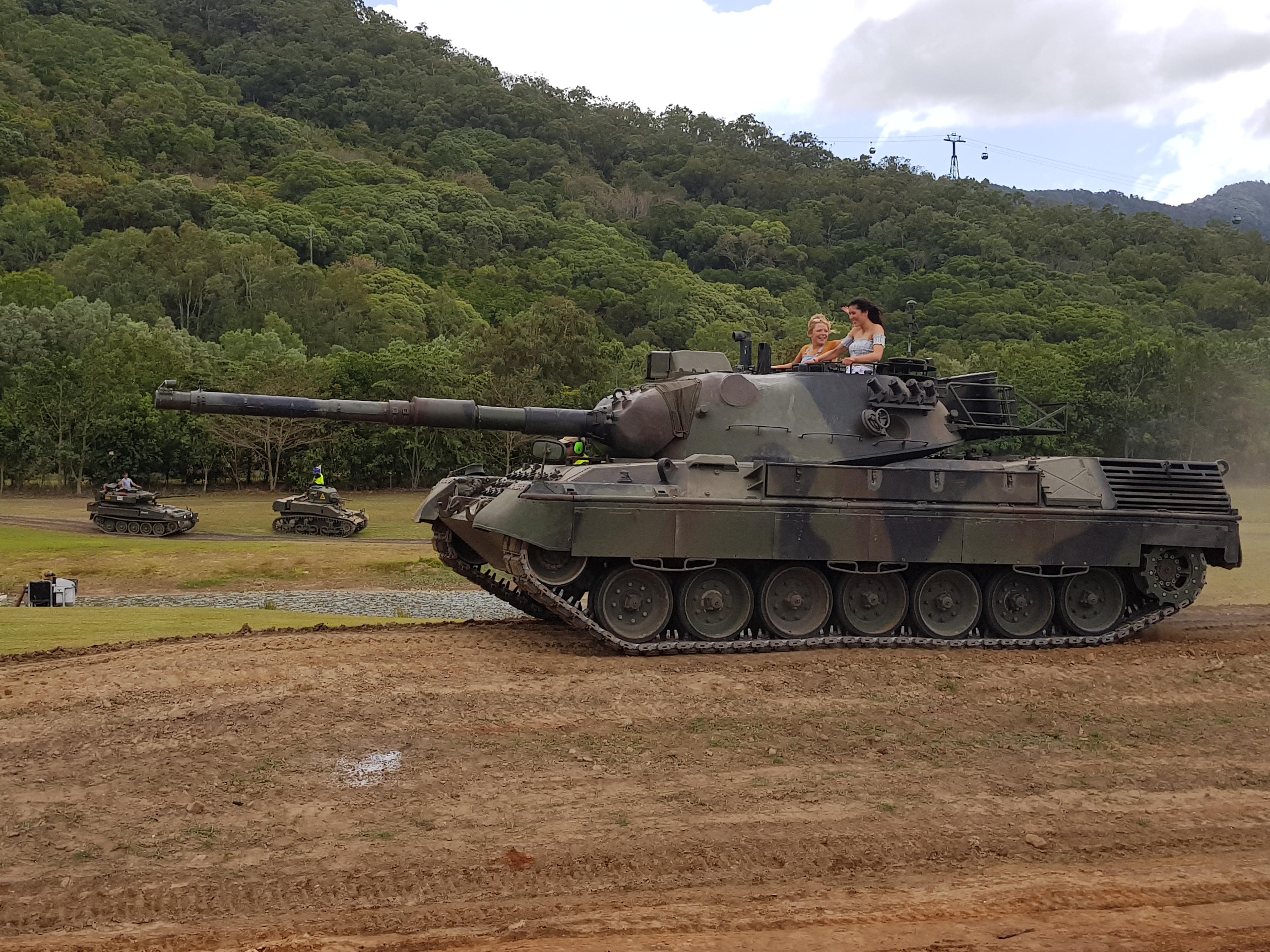 Leopard AS1 in action during an open day at the Cairns tank museum in