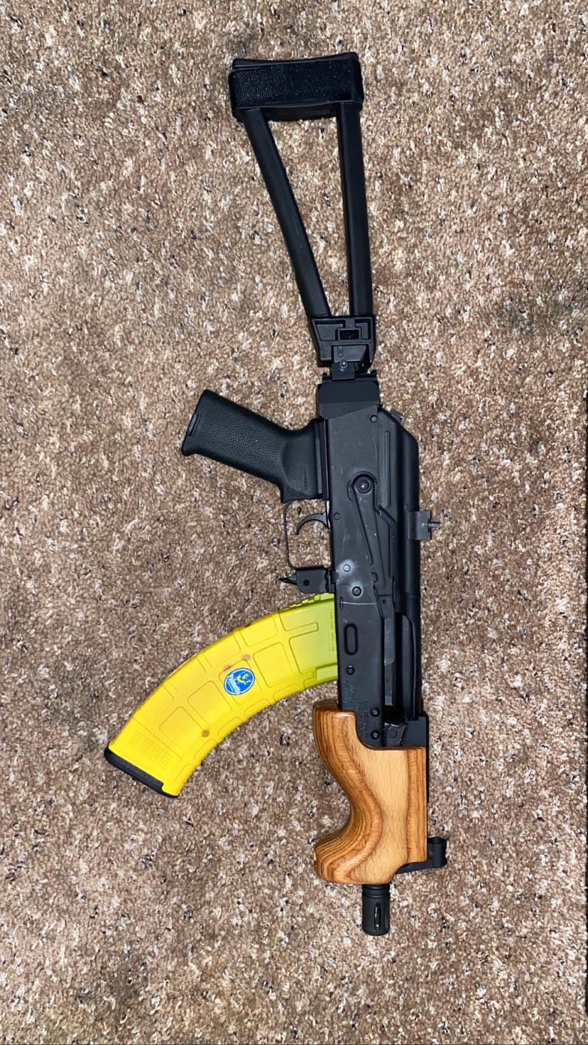 Banana Clips Gun