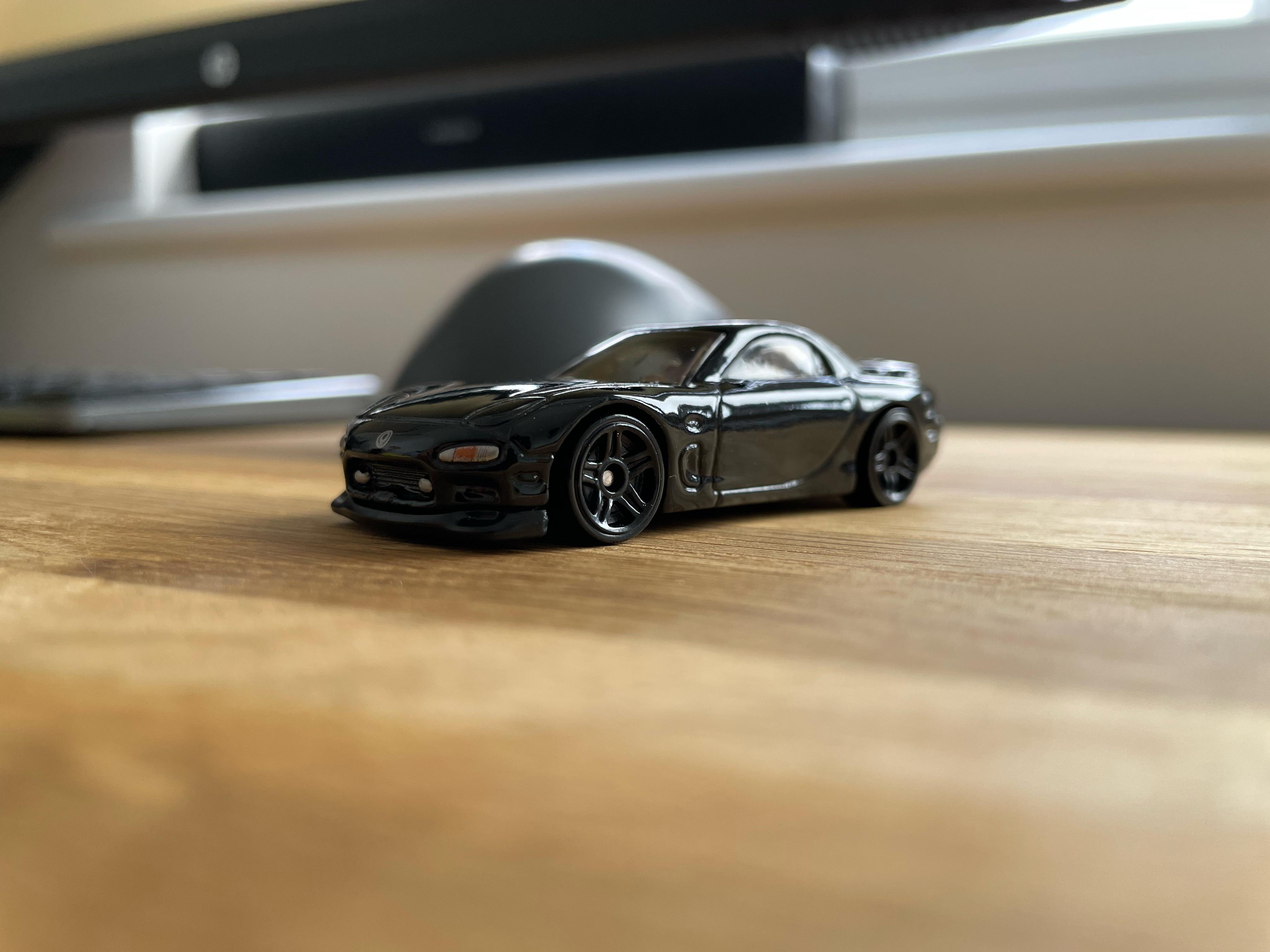 Does anyone else hate how HW chrome wheels rub off? : r/HotWheels