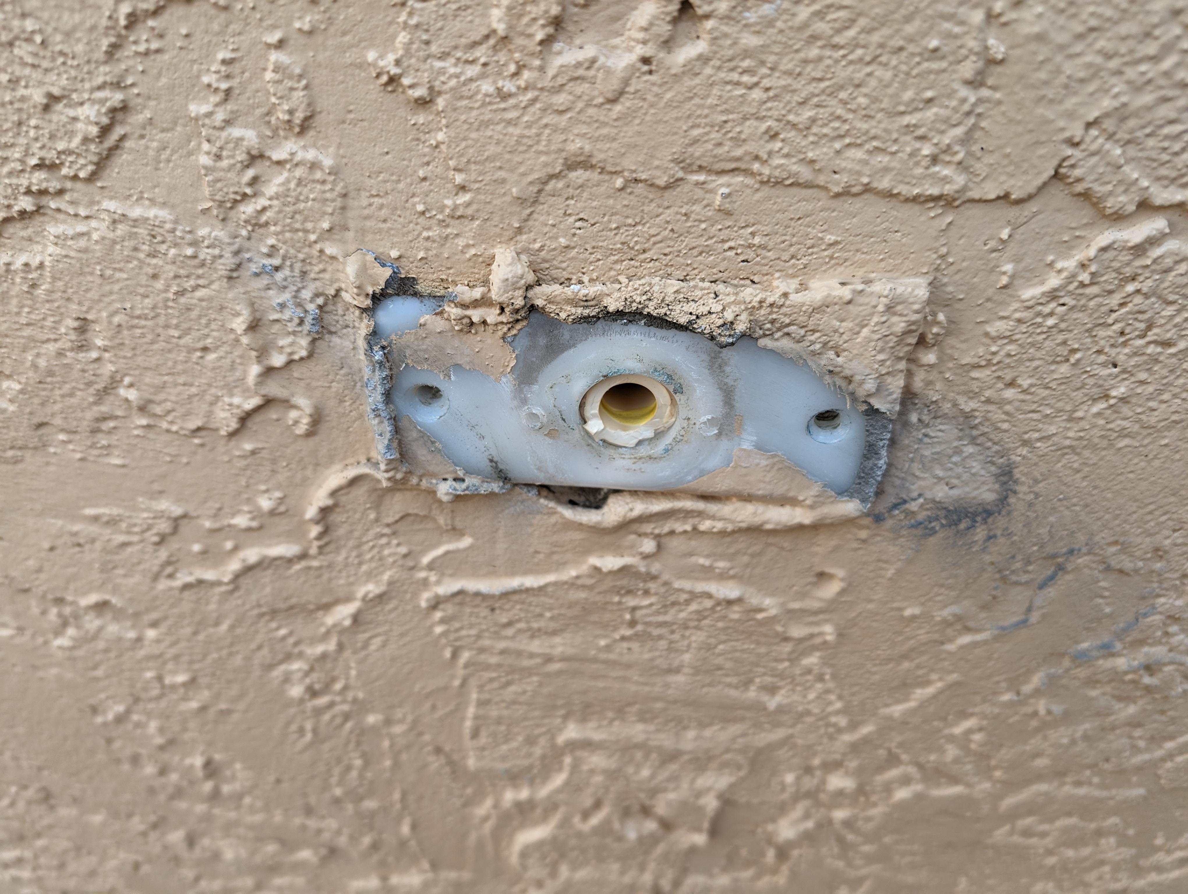 Broken hose bib r/Plumbing