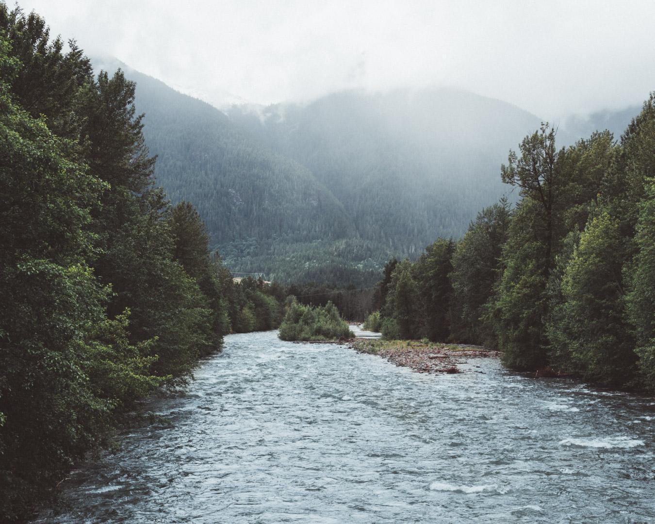 Squamish River, BC [1350x1080] [OC] r/EarthPorn