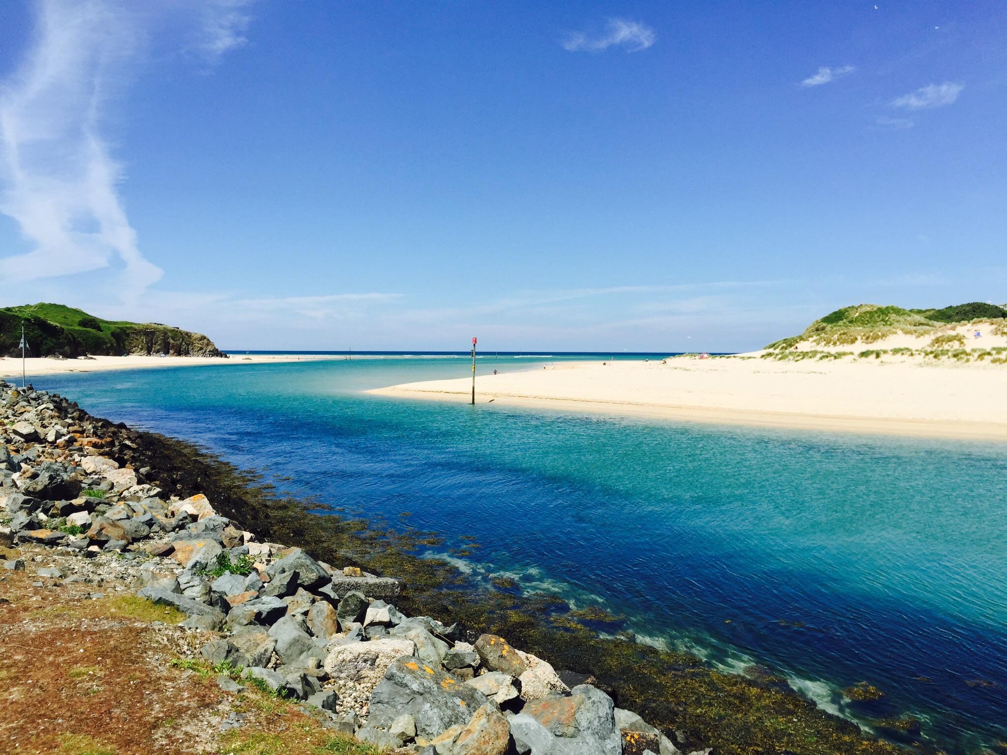 Hayle Estuary. PorthKidney on the left Hayle beach on the right. r