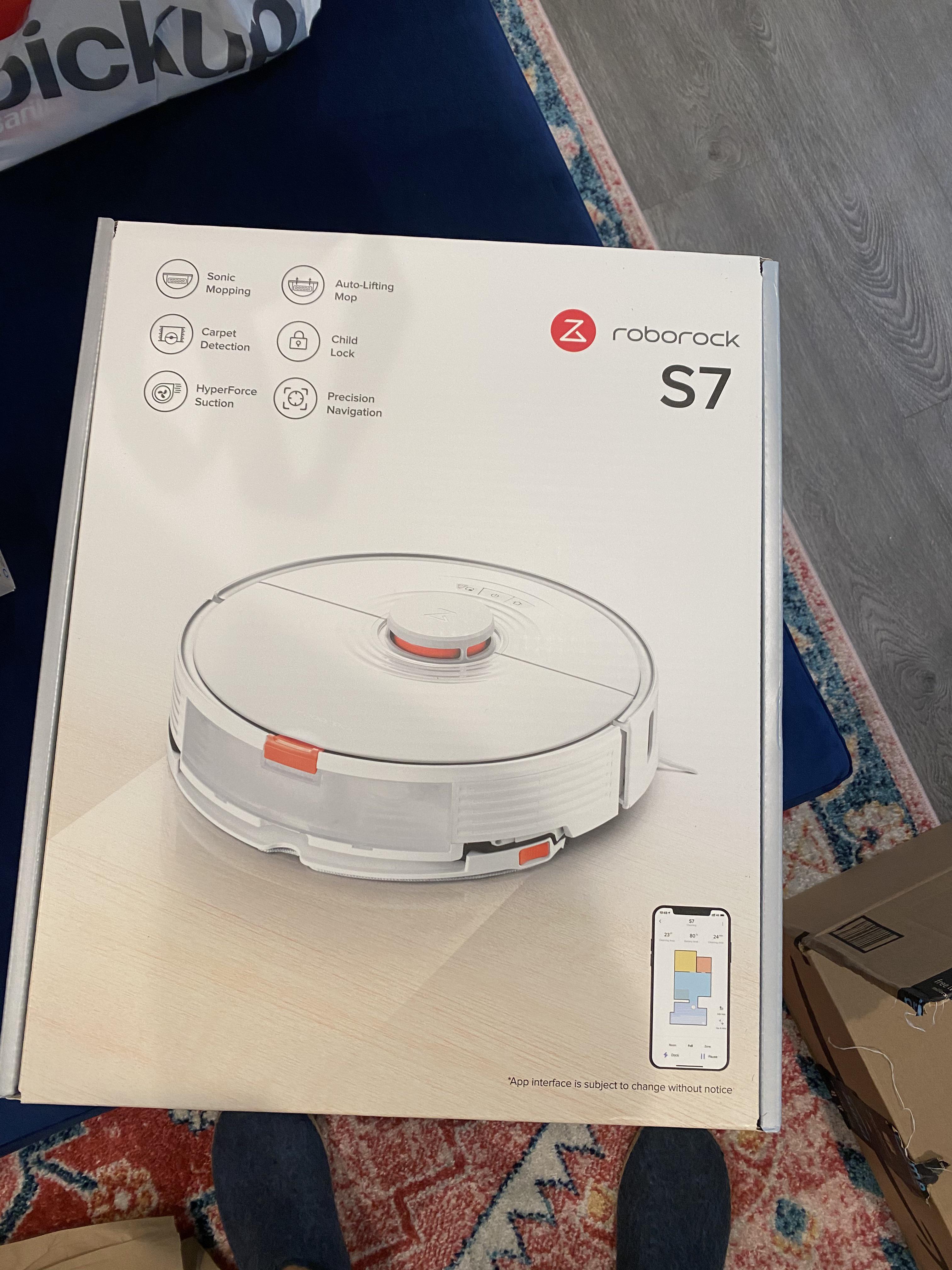 My first robot vacuum! r/Roborock