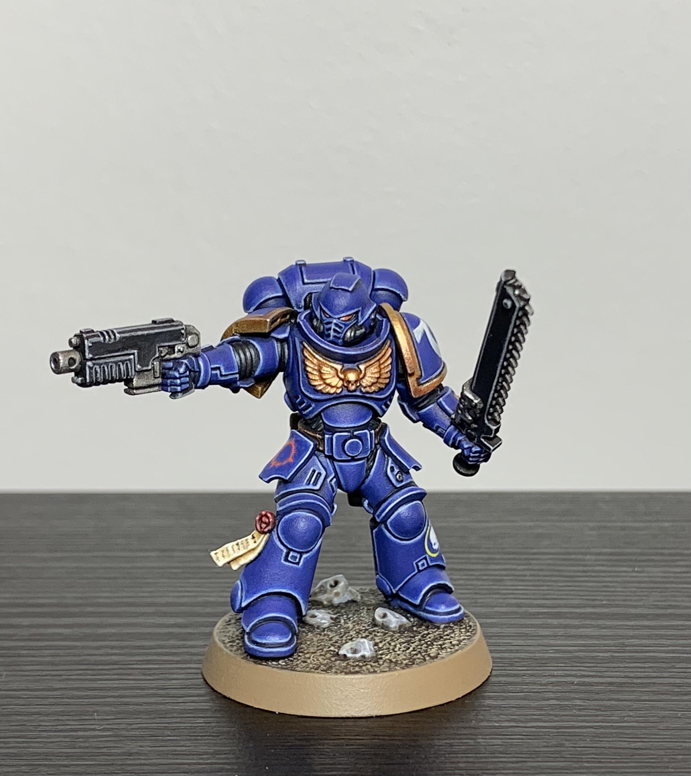 My try to paint ultramarine with ‘eavy metal style. r/Warhammer40k