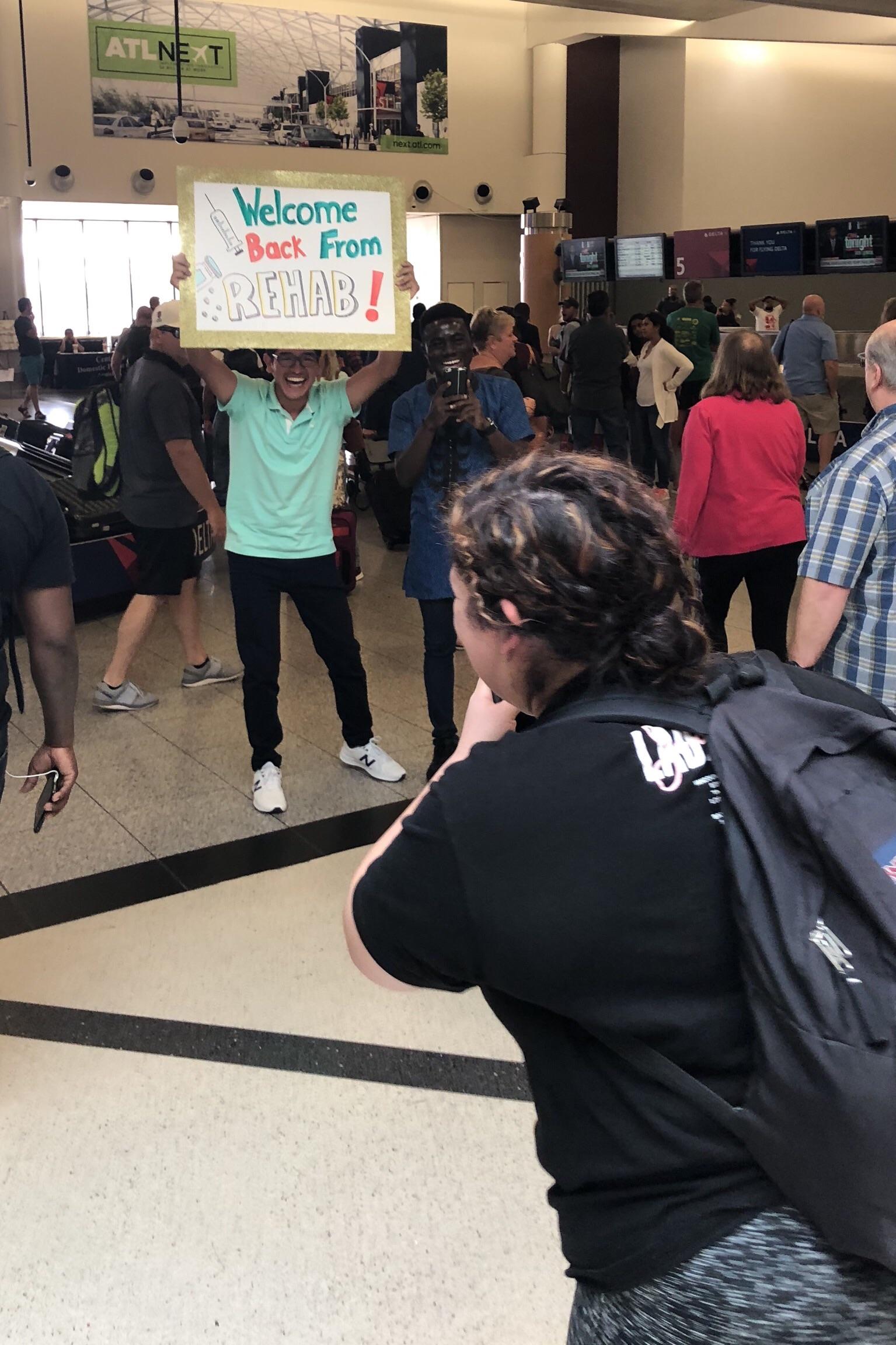 Either a great prank or a wholesome to the ATL airport. r/funny