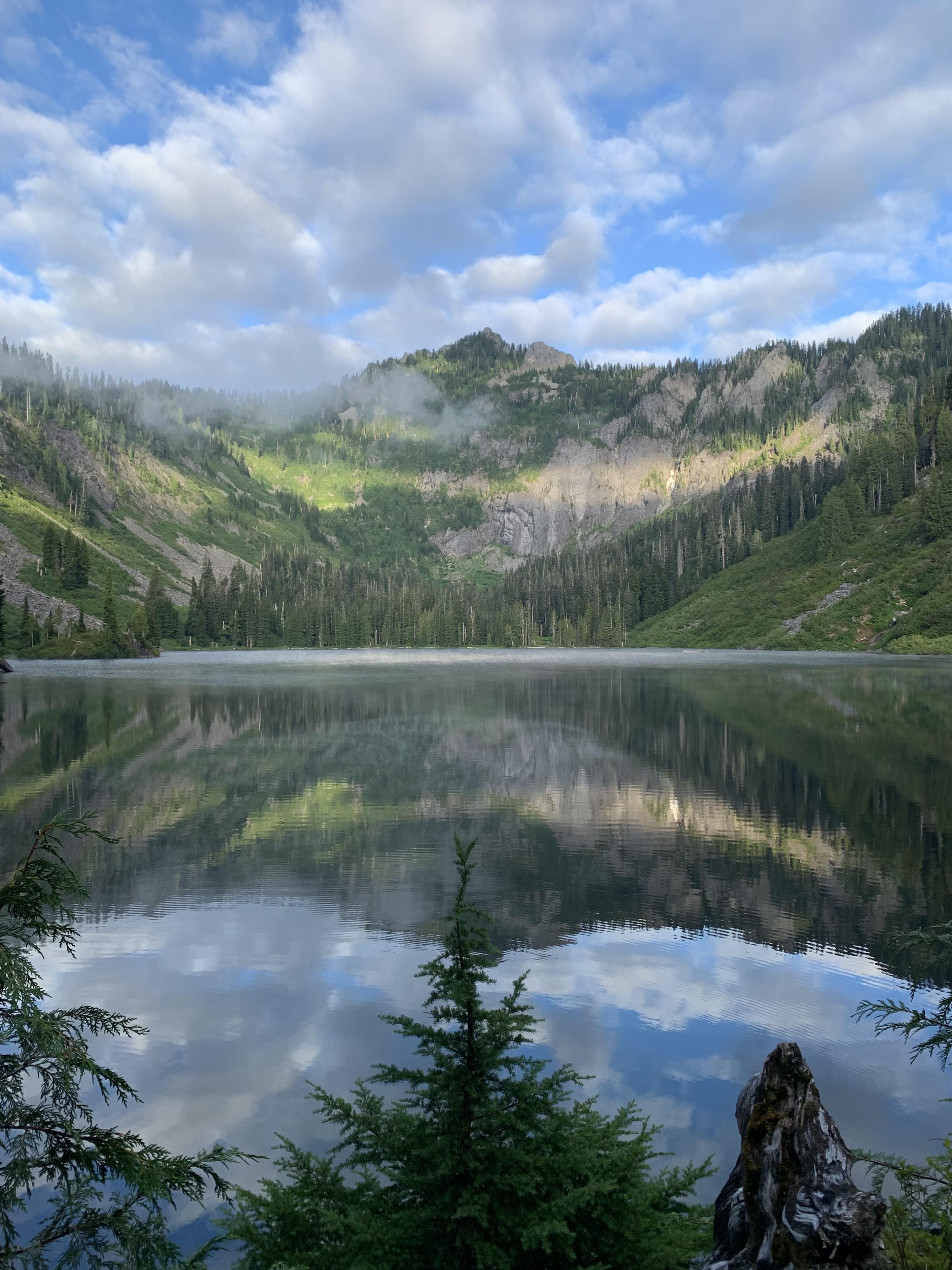 Marten Lake, Mt. BakerSnoqualmie National Forest Washington r/hiking
