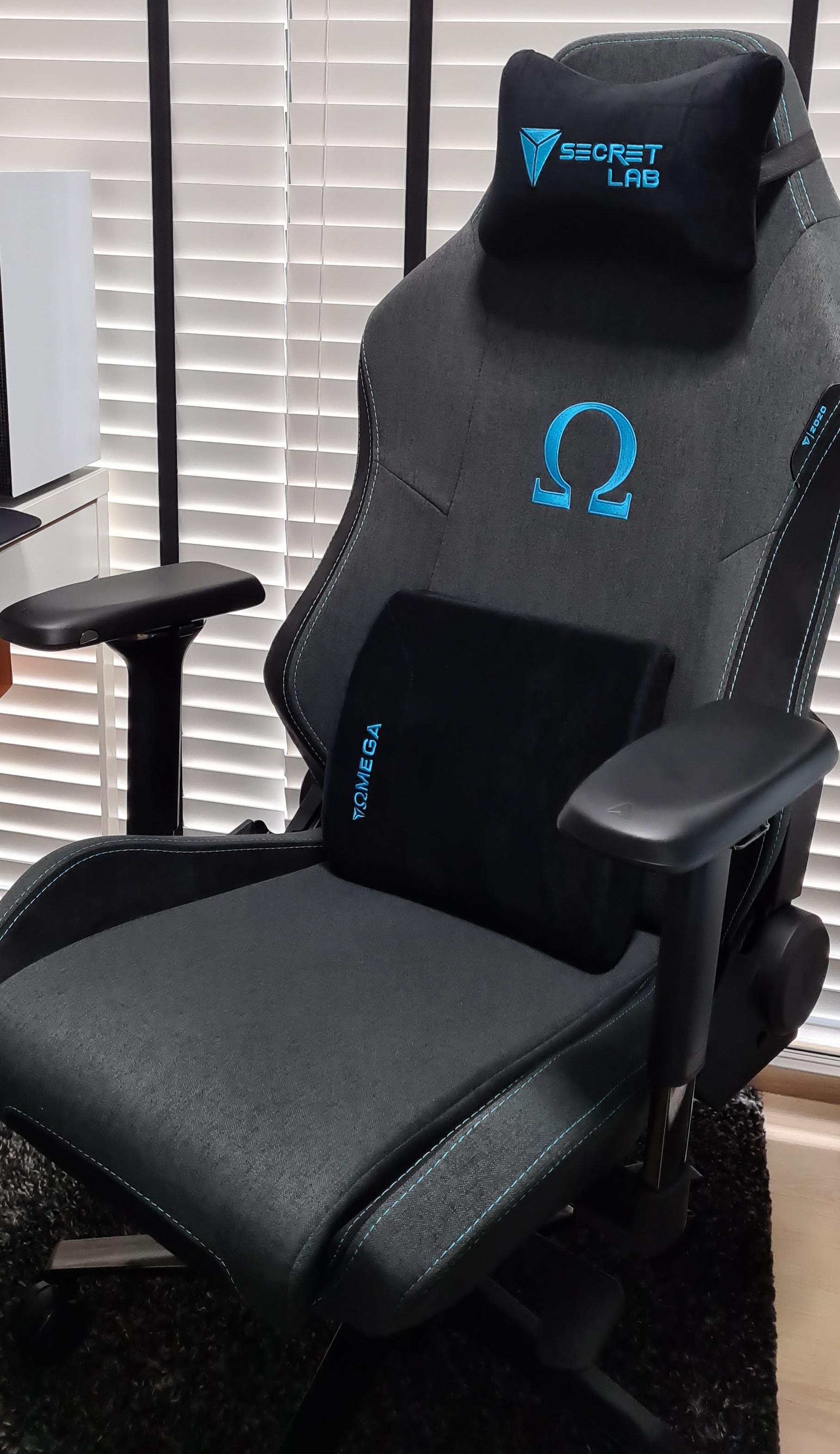Secretlab the best chair ever has finally arrived! r/setups
