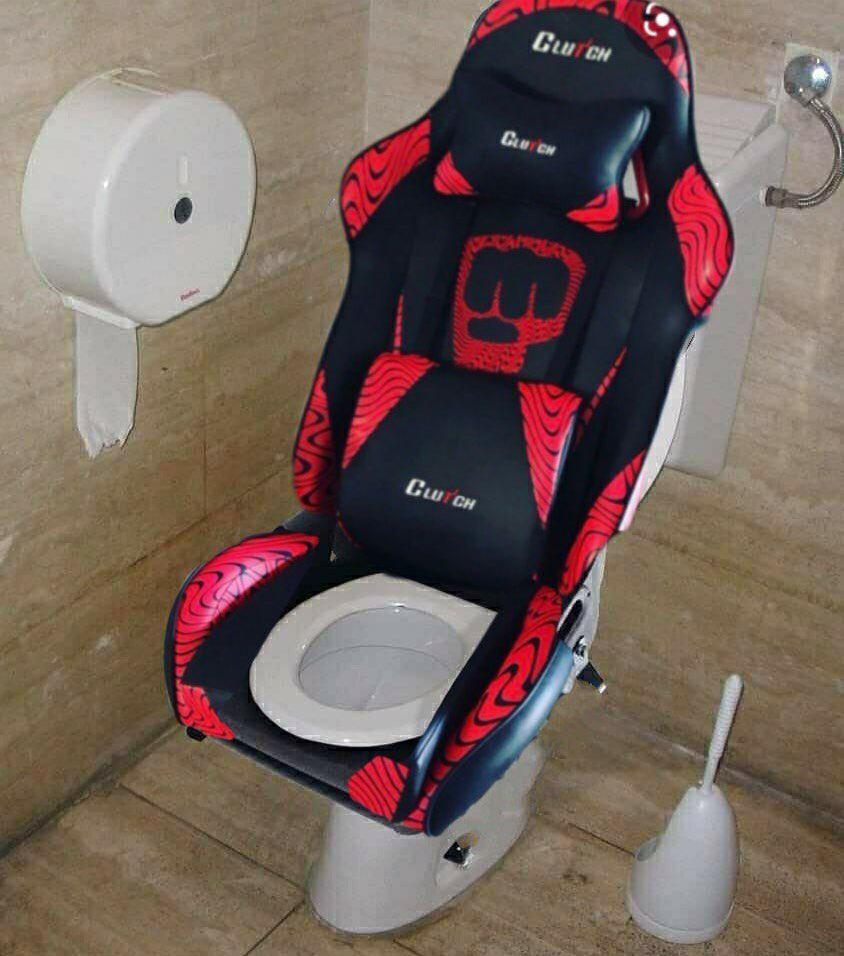 Gaming toilet r/scarytoilets