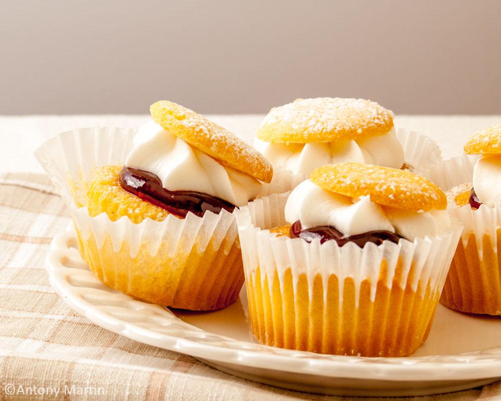 Fairy Cakes [1000 x 800] r/FoodPorn