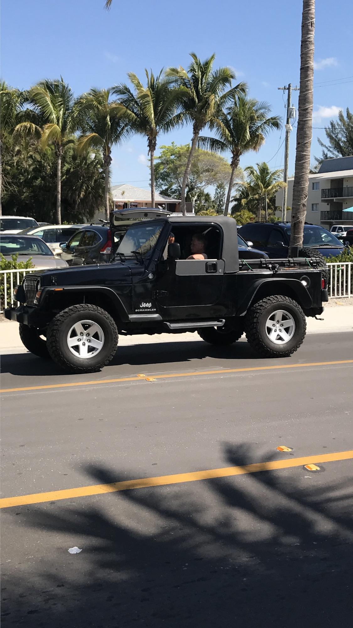 Spotted this beauty on Ft Myers Beach yesterday. r/Jeep
