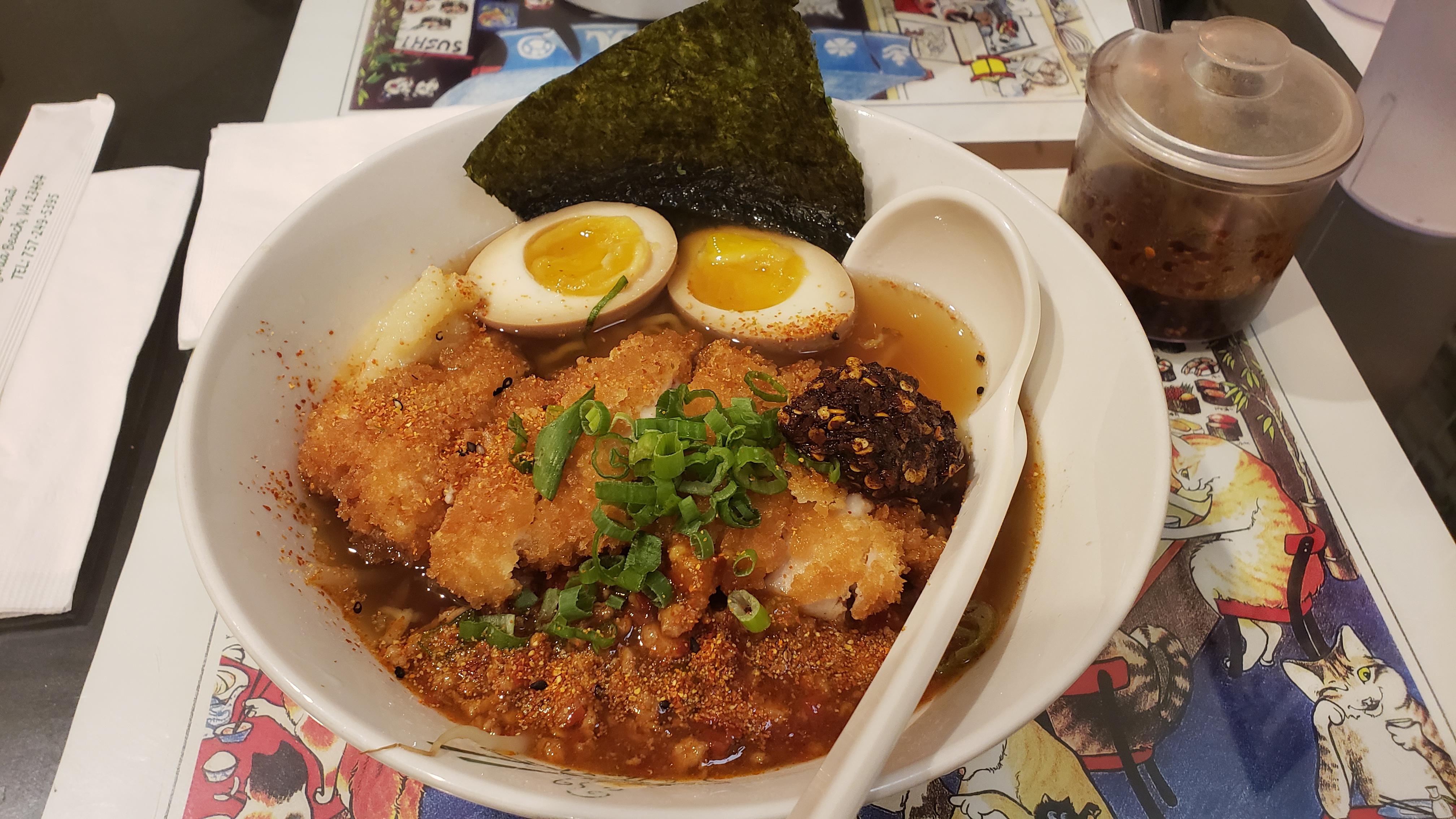 [I ate] chicken katsu ramen with added spicy ground pork r/food