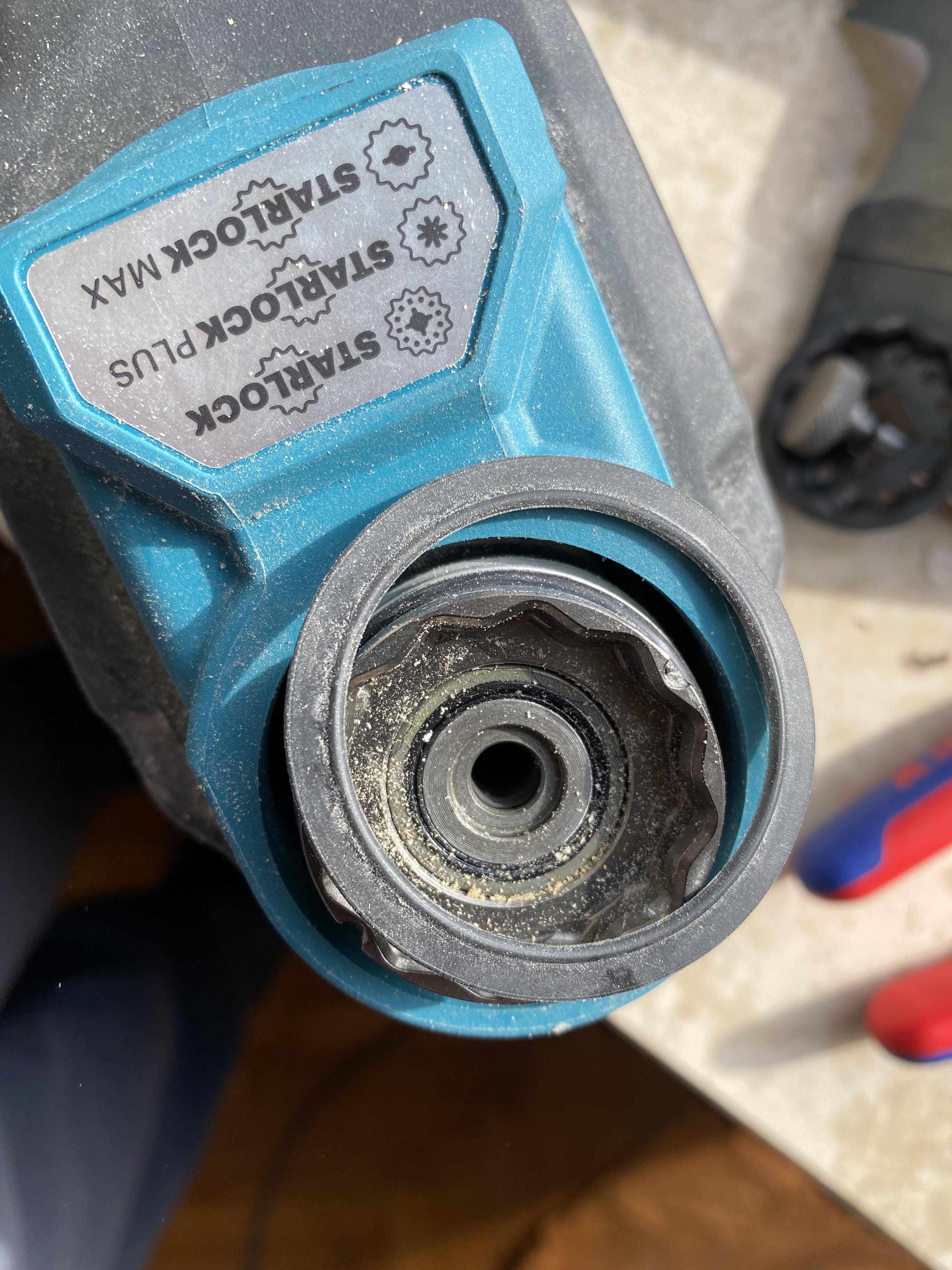 Dtm52 seal just came off : r/Makita