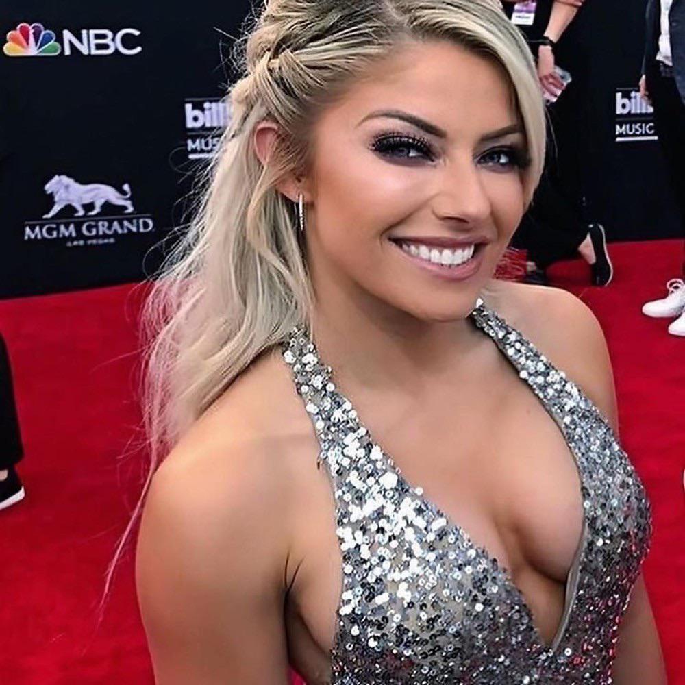 Alexis Kaufman (AKA Alexa Bliss) r/gentlemanboners