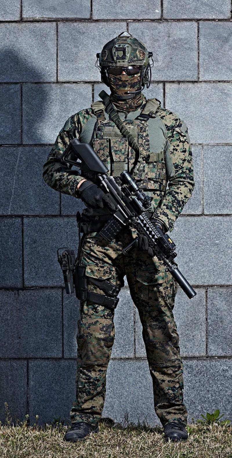 Service member of Republic of Korea Special Warfare Command wearing the new issued military