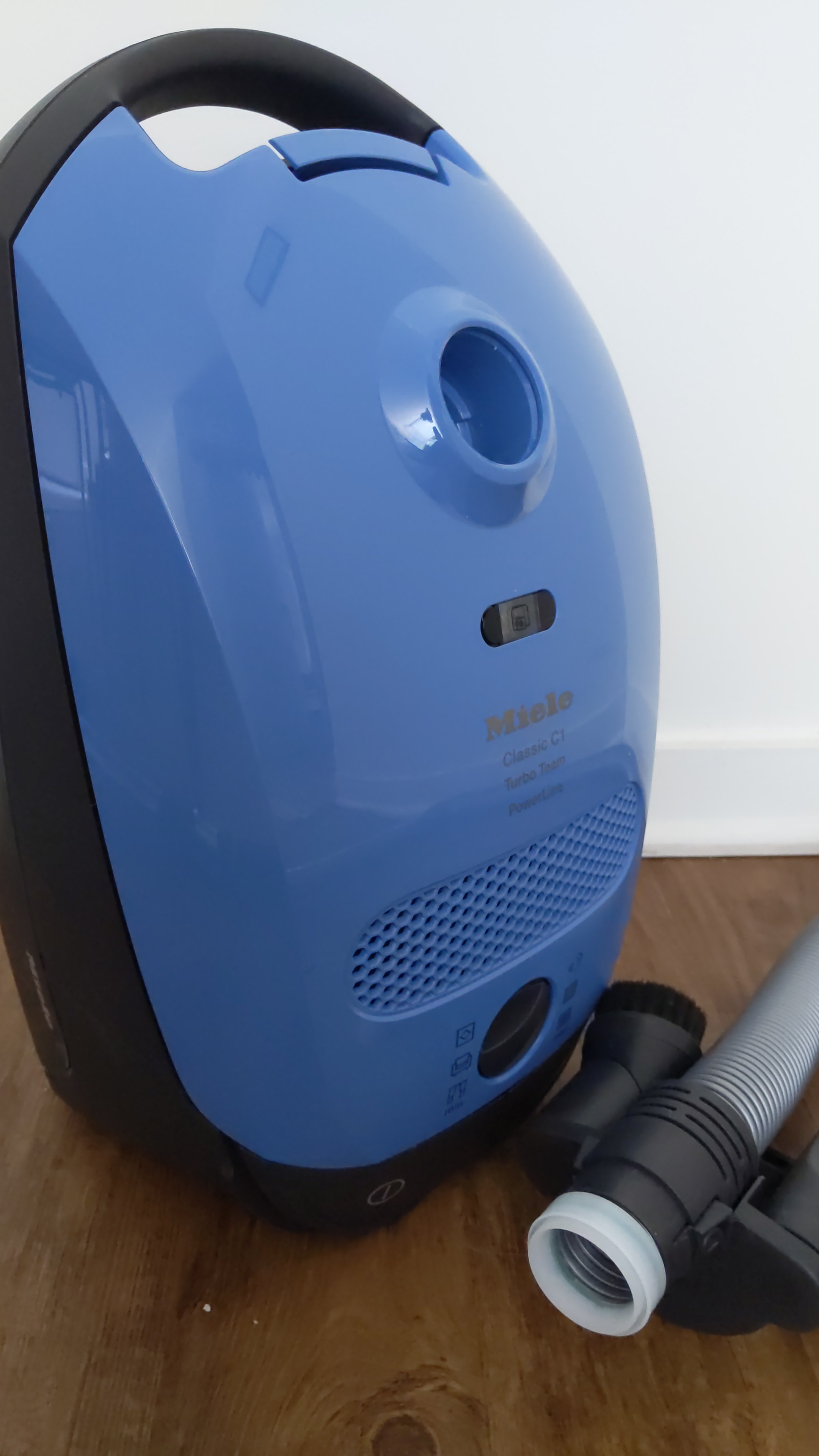 Thank you all very much. I'm so happy with my Miele vacuum! r