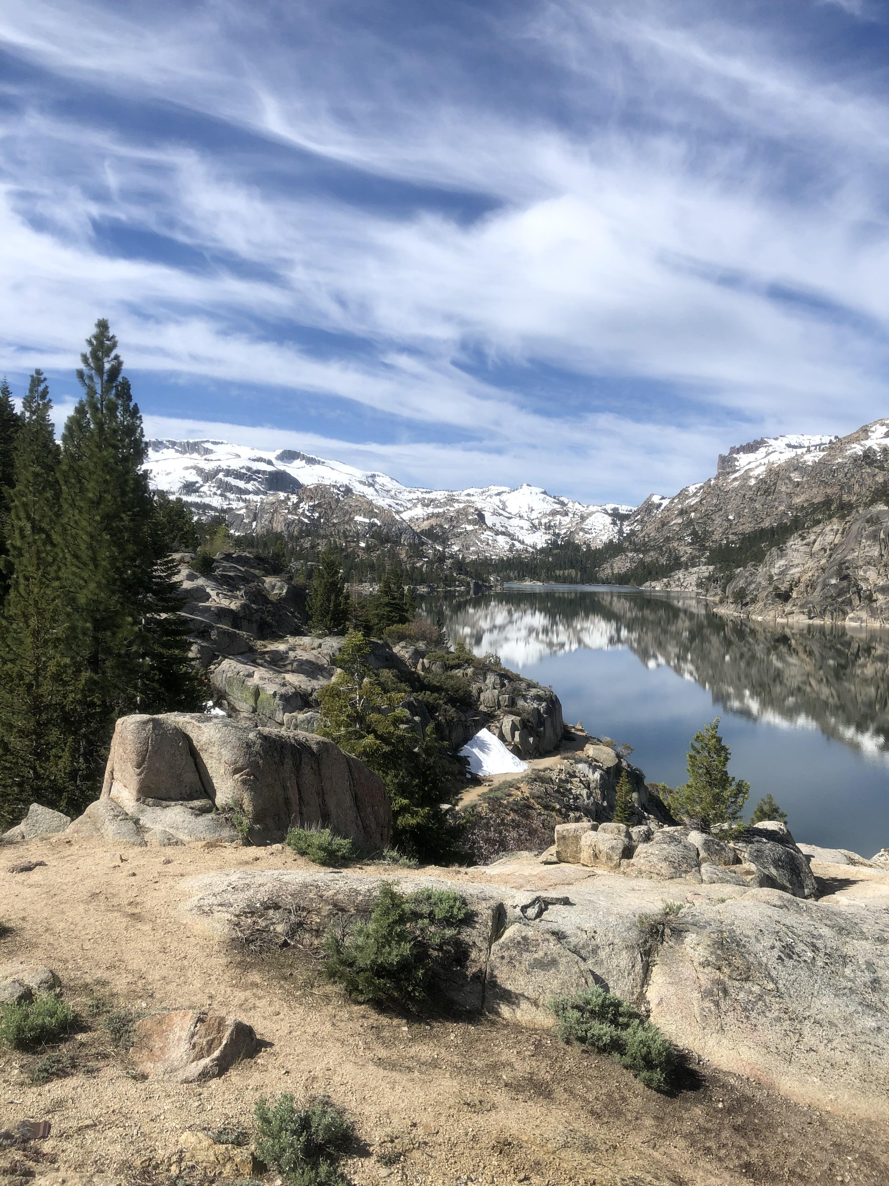 Relief Reservoir located near Sonora, CA r/hiking