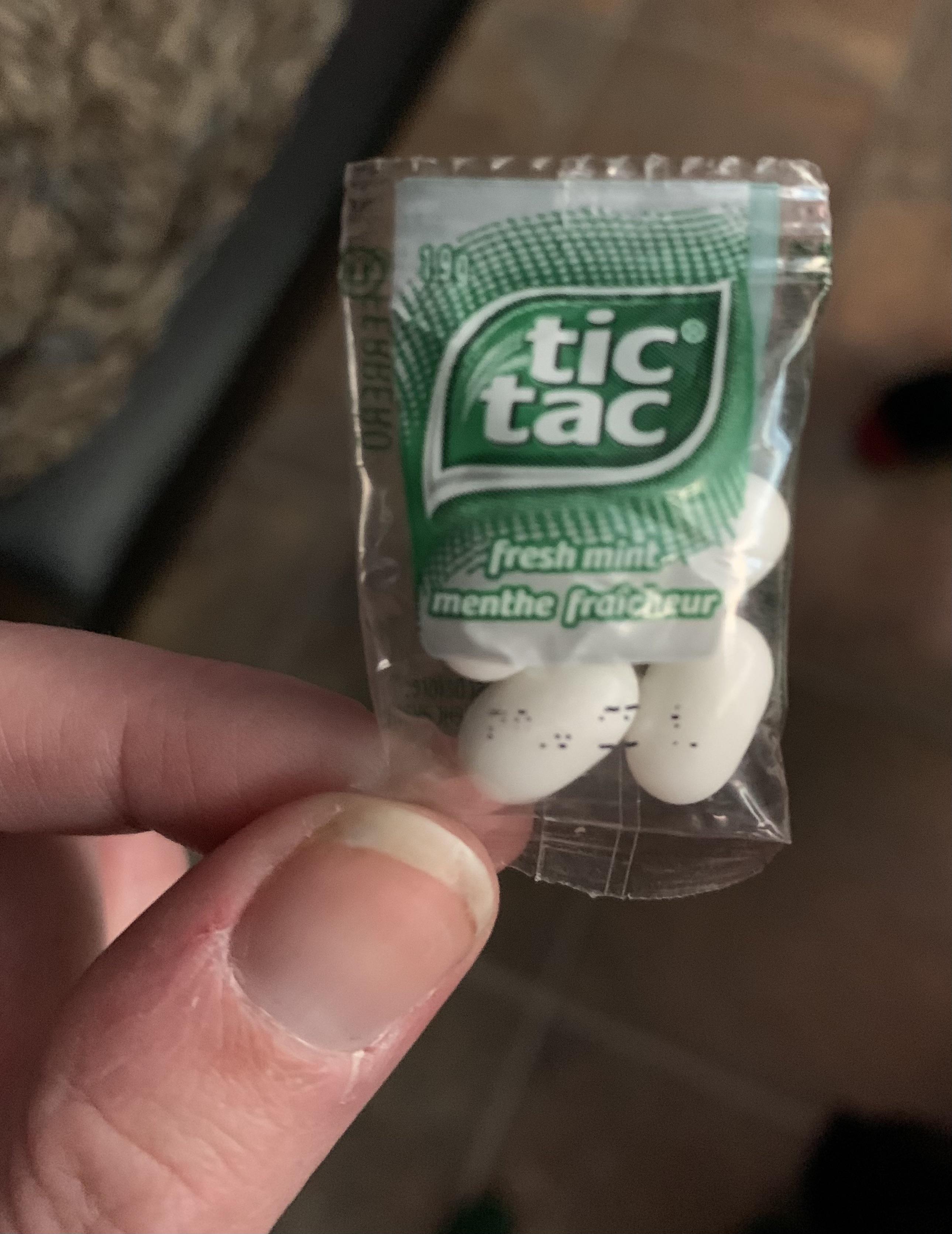 This mini sample bag of 4 Tic Tacs r/mildlyinteresting