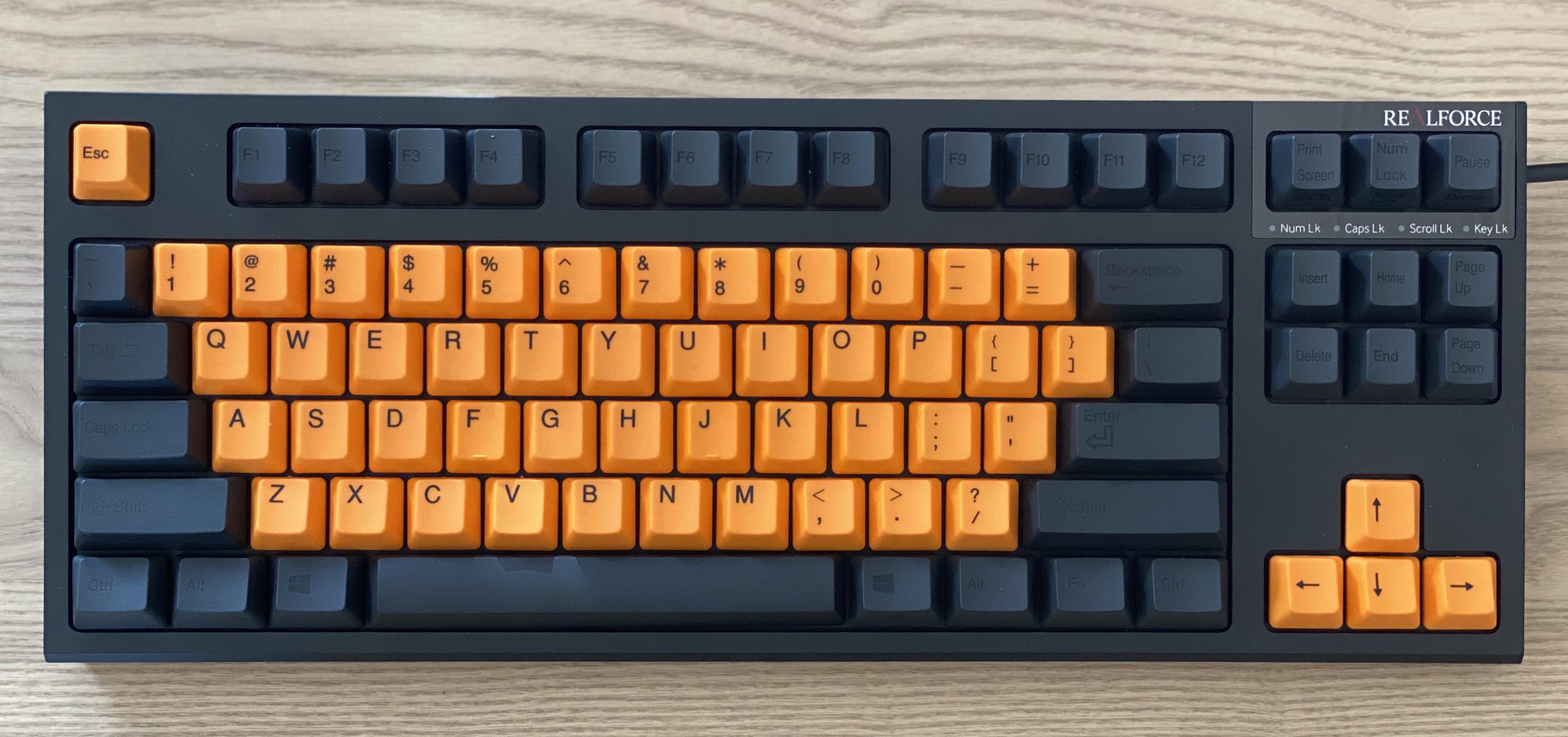 Realforce PFU with Topre Orange keycaps r/MechanicalKeyboards
