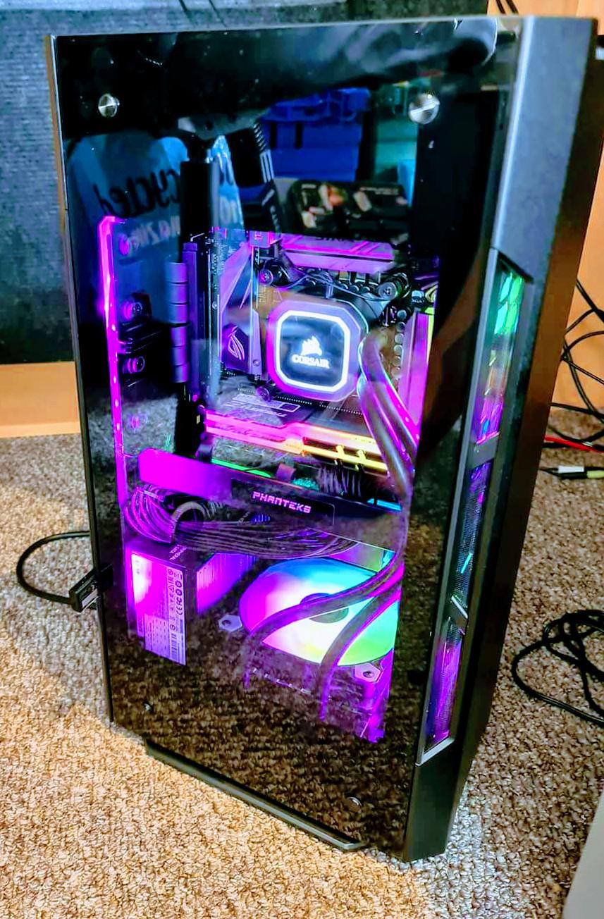 Built my lovely Phanteks Enthoo Evolve Shift PC, Very