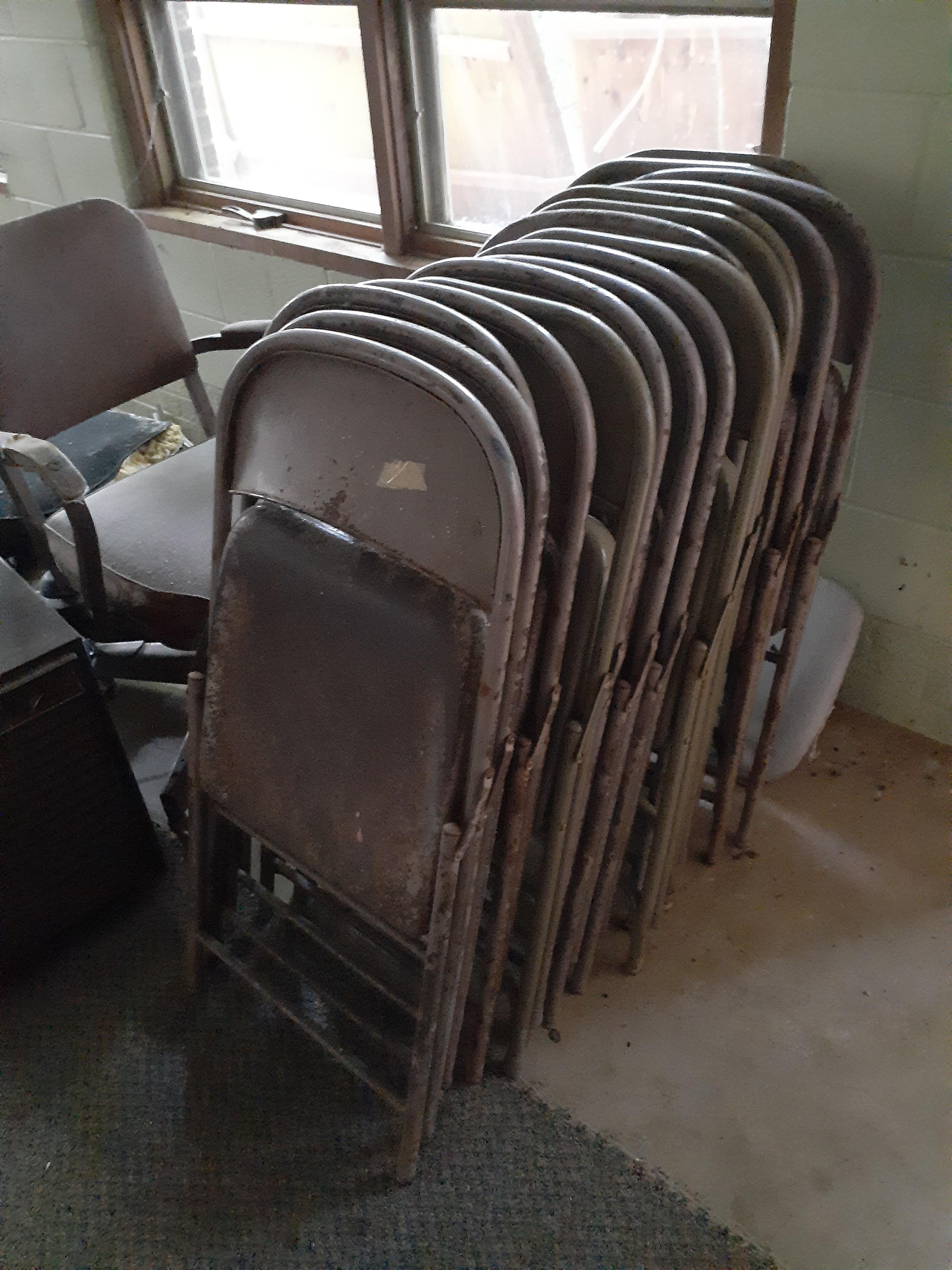 I've acquired about 25 rusty steel folding chairs and I'm stumped on
