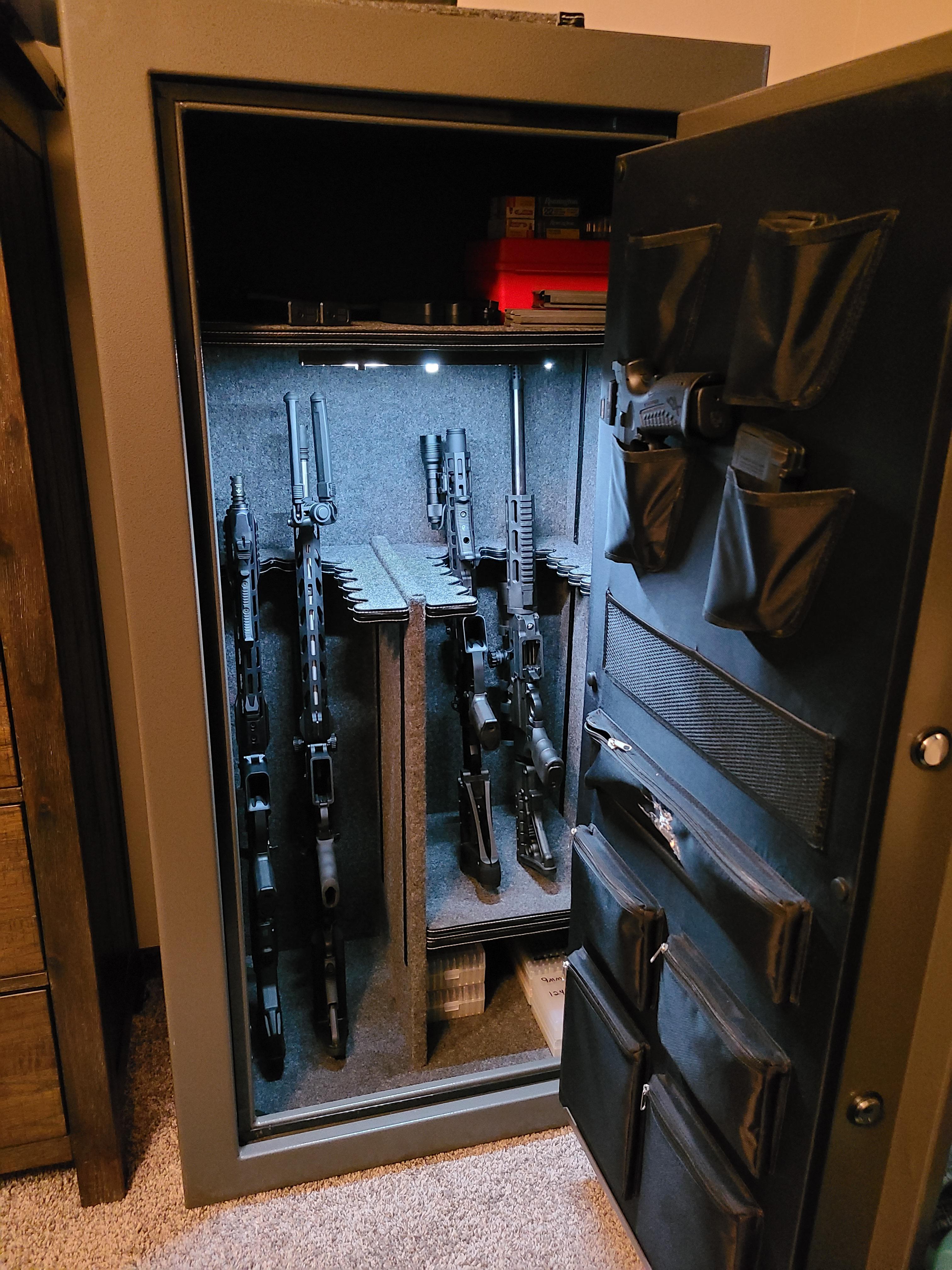 Who has two thumbs and got a new safe?. this guy. r/ar15