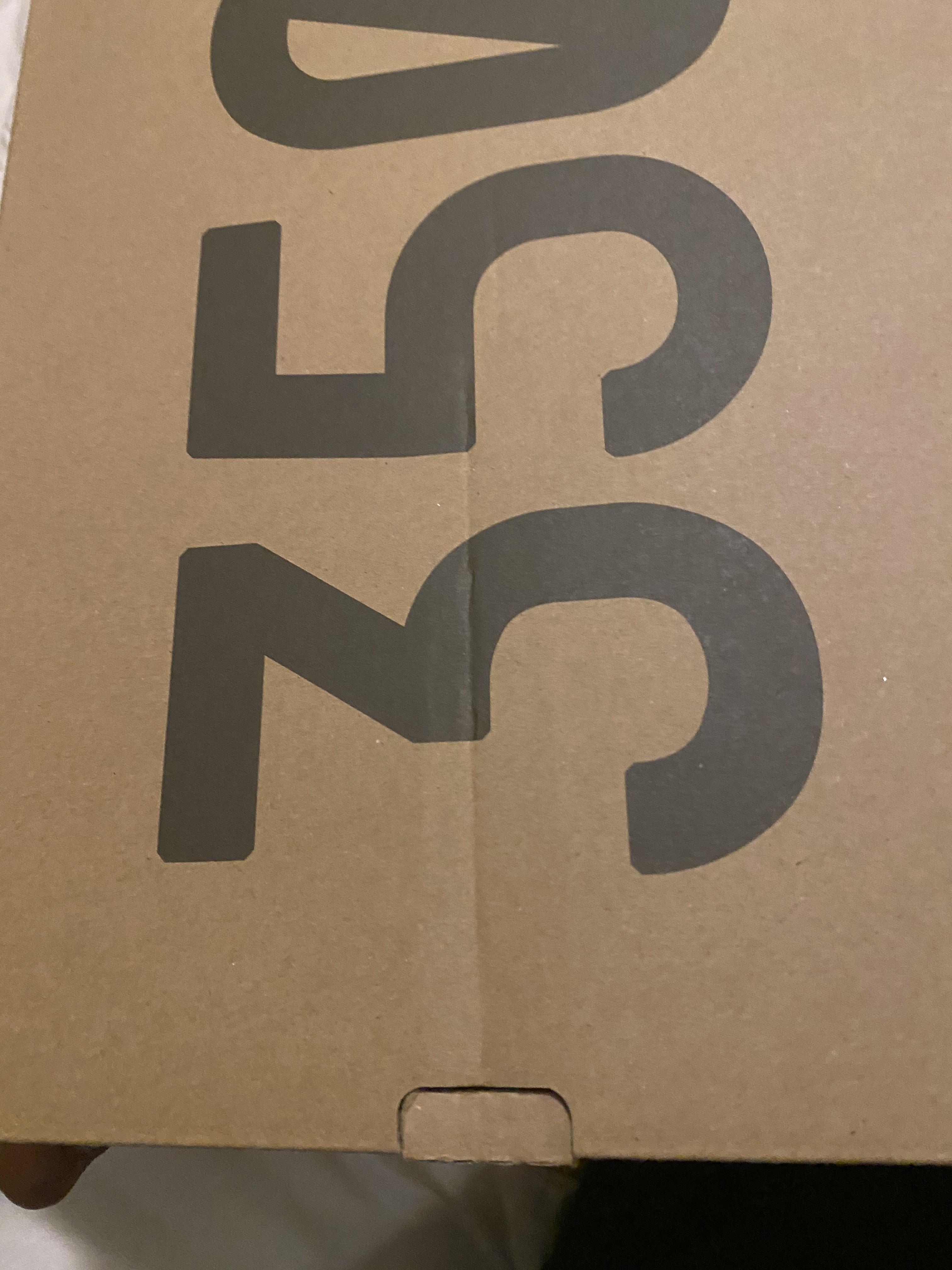 Is this considered as damage box? r/stockx