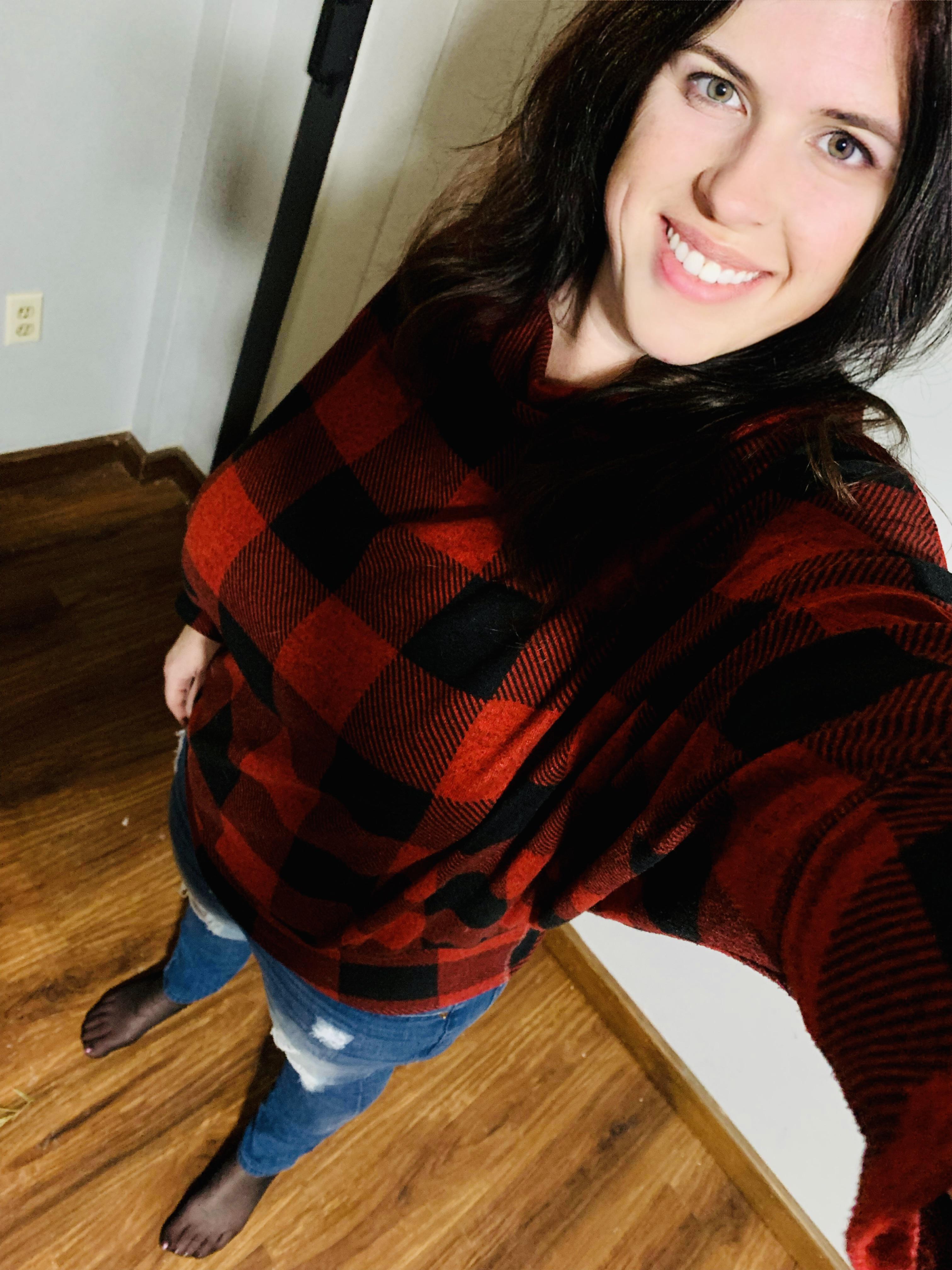 Good morning, if you want to see a more revealing me, go to onlyfans