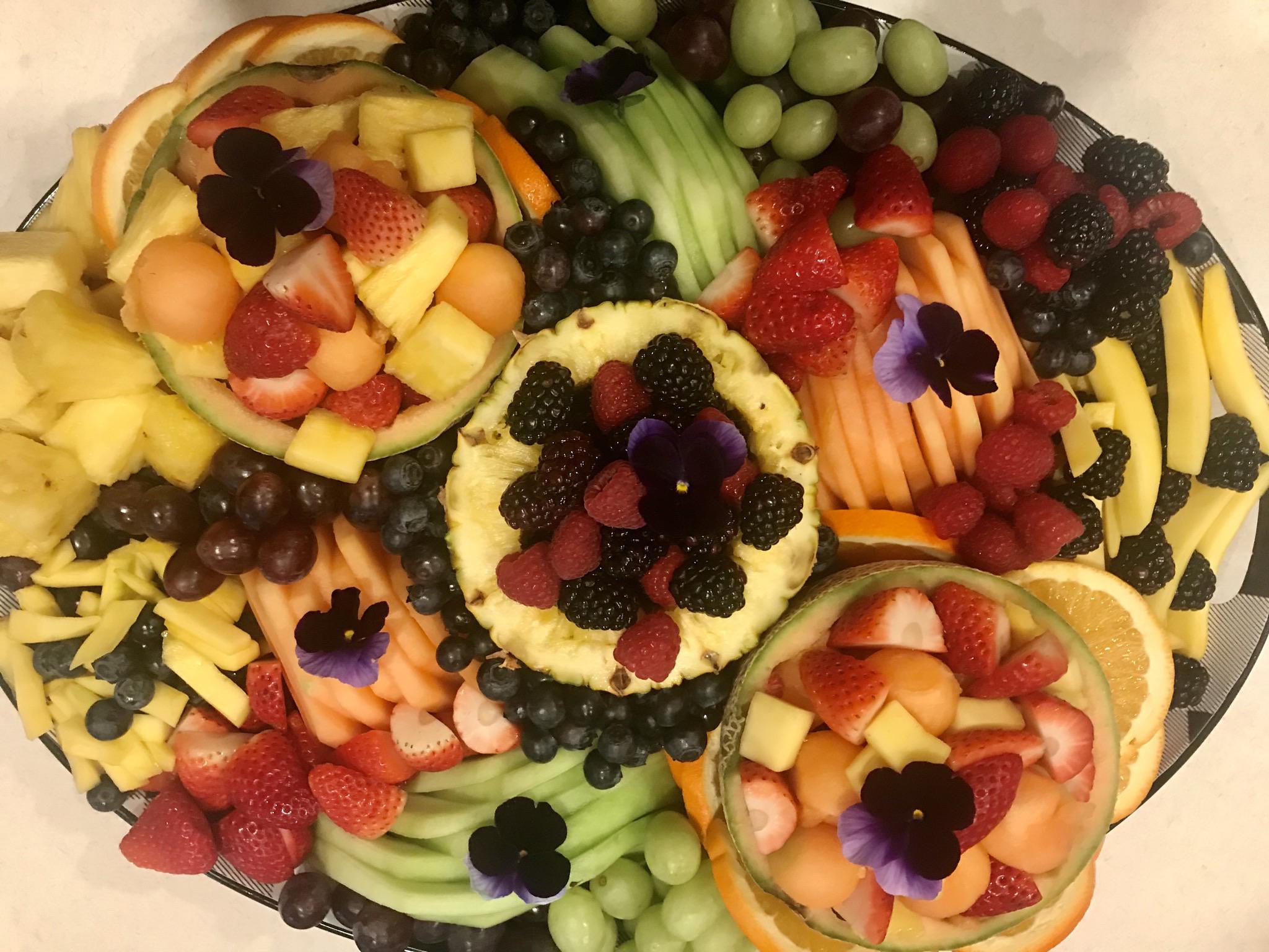 My New Year’s Eve fruit platter r/FoodPorn