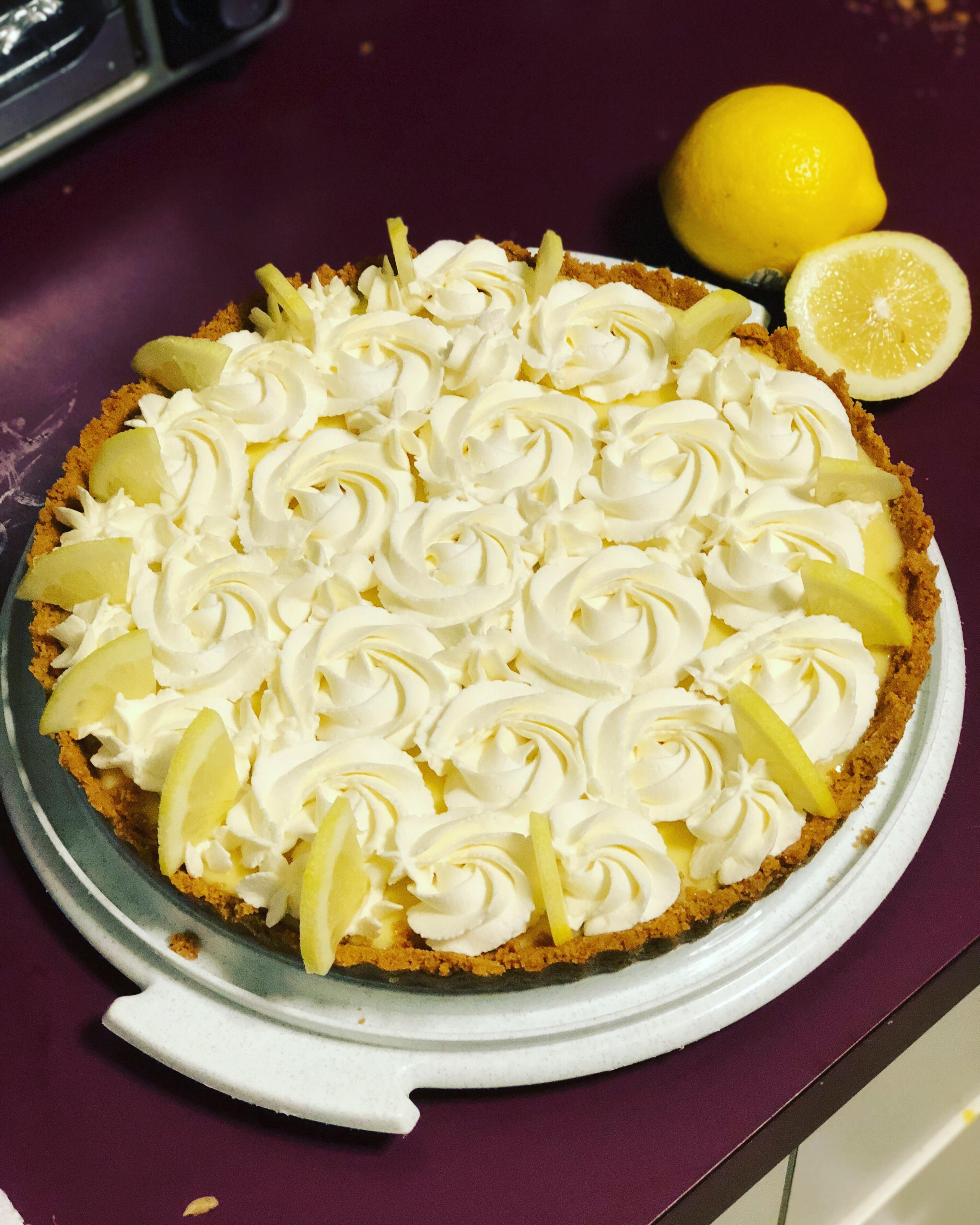 I’m on a bit of a tart kick, so this is weekend I made a creamy lemon