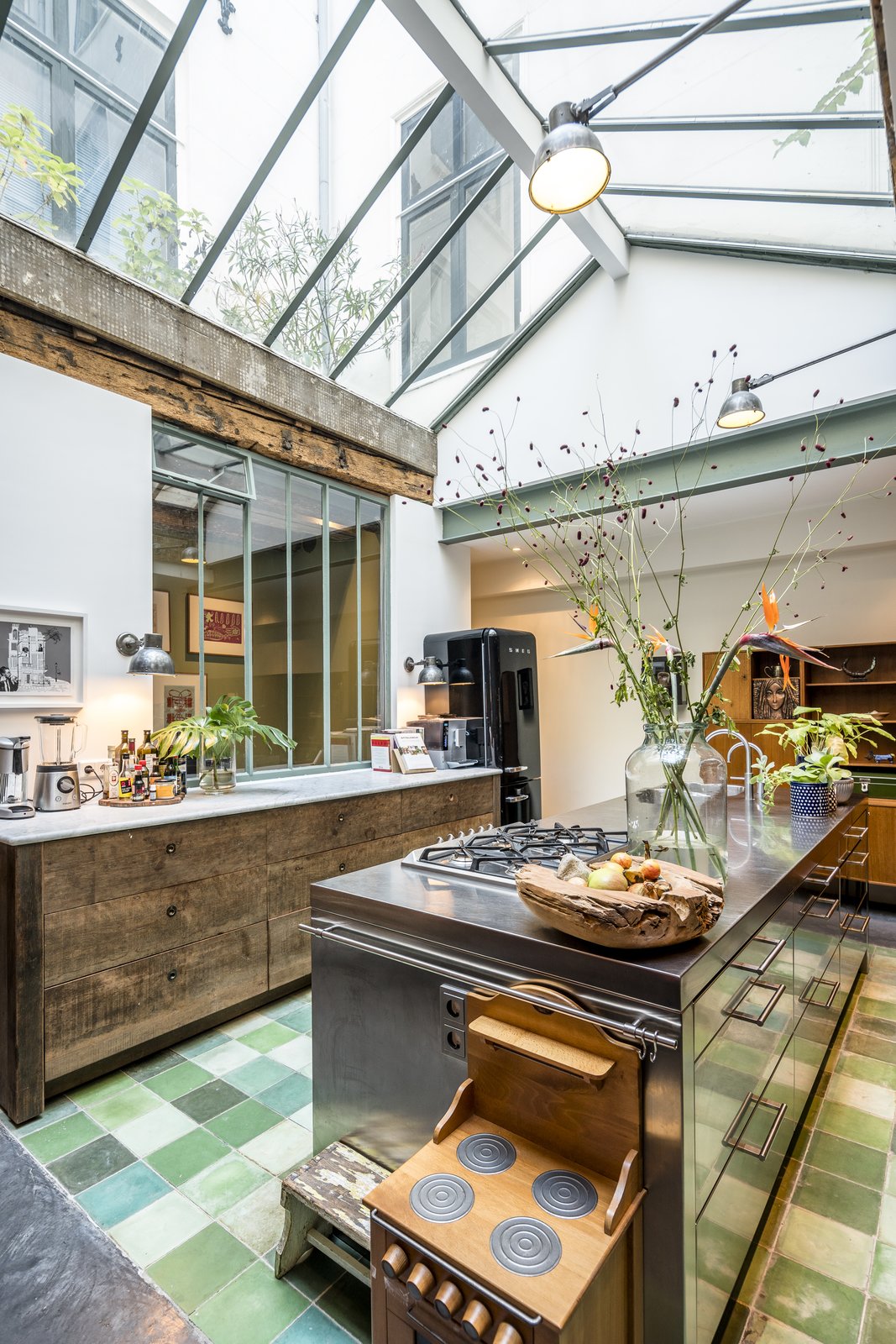 The Prinseneiland House kitchen, Amsterdam [1067 x 1600] r/RoomPorn