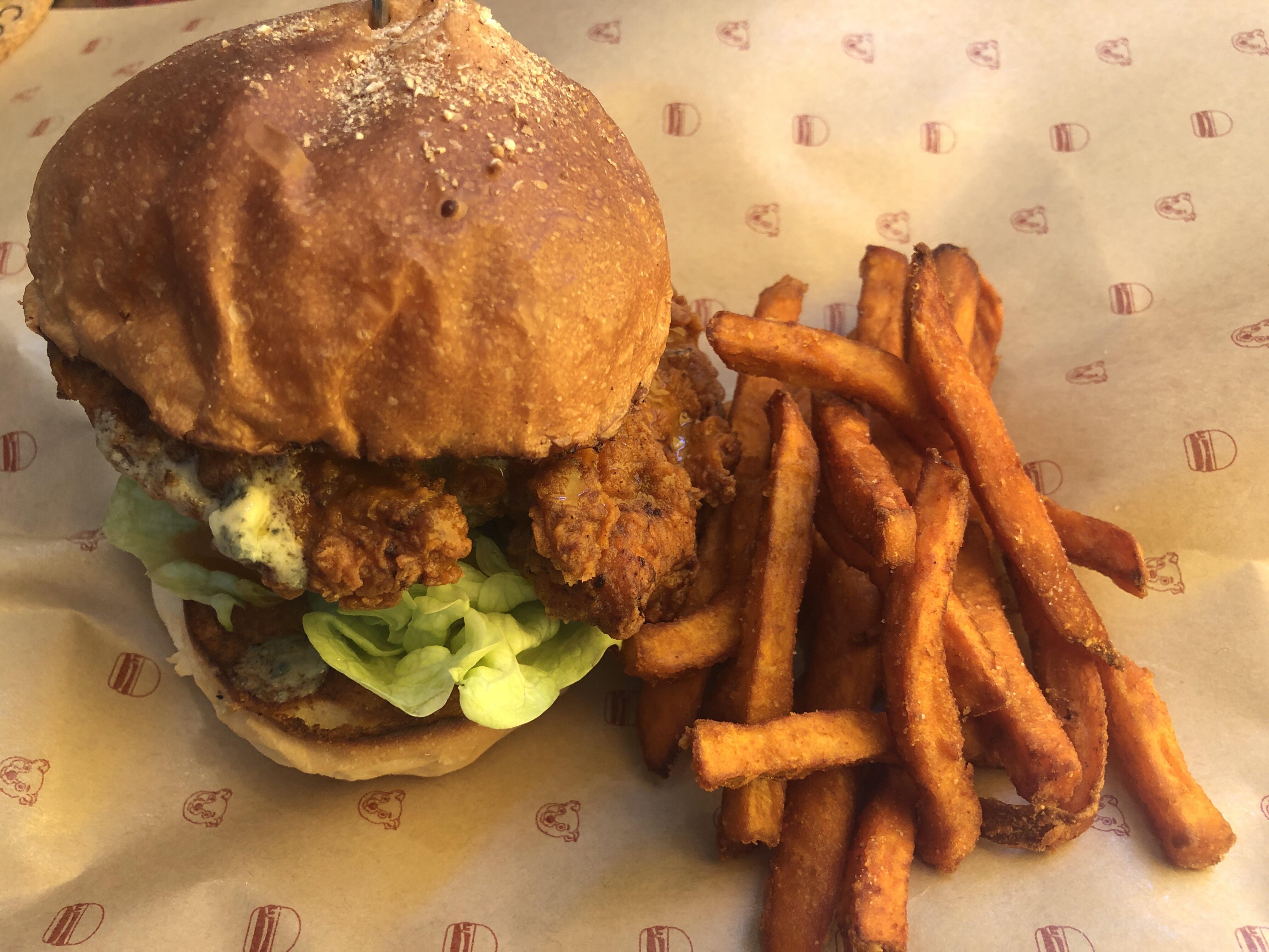 [I ate] Buttermilk Buffalo Chicken burger r/food
