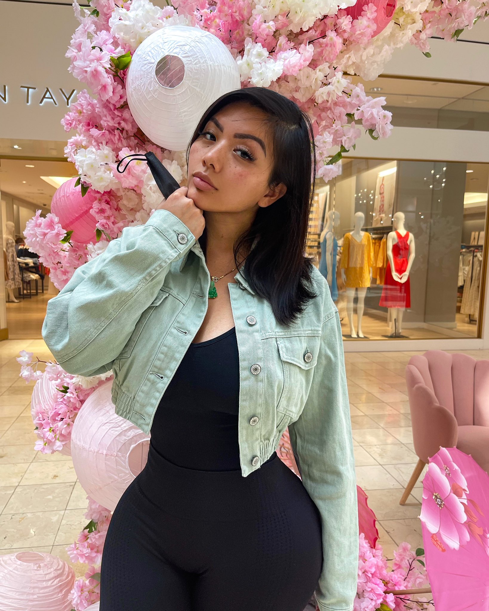 Jaelomain r/twitchasians