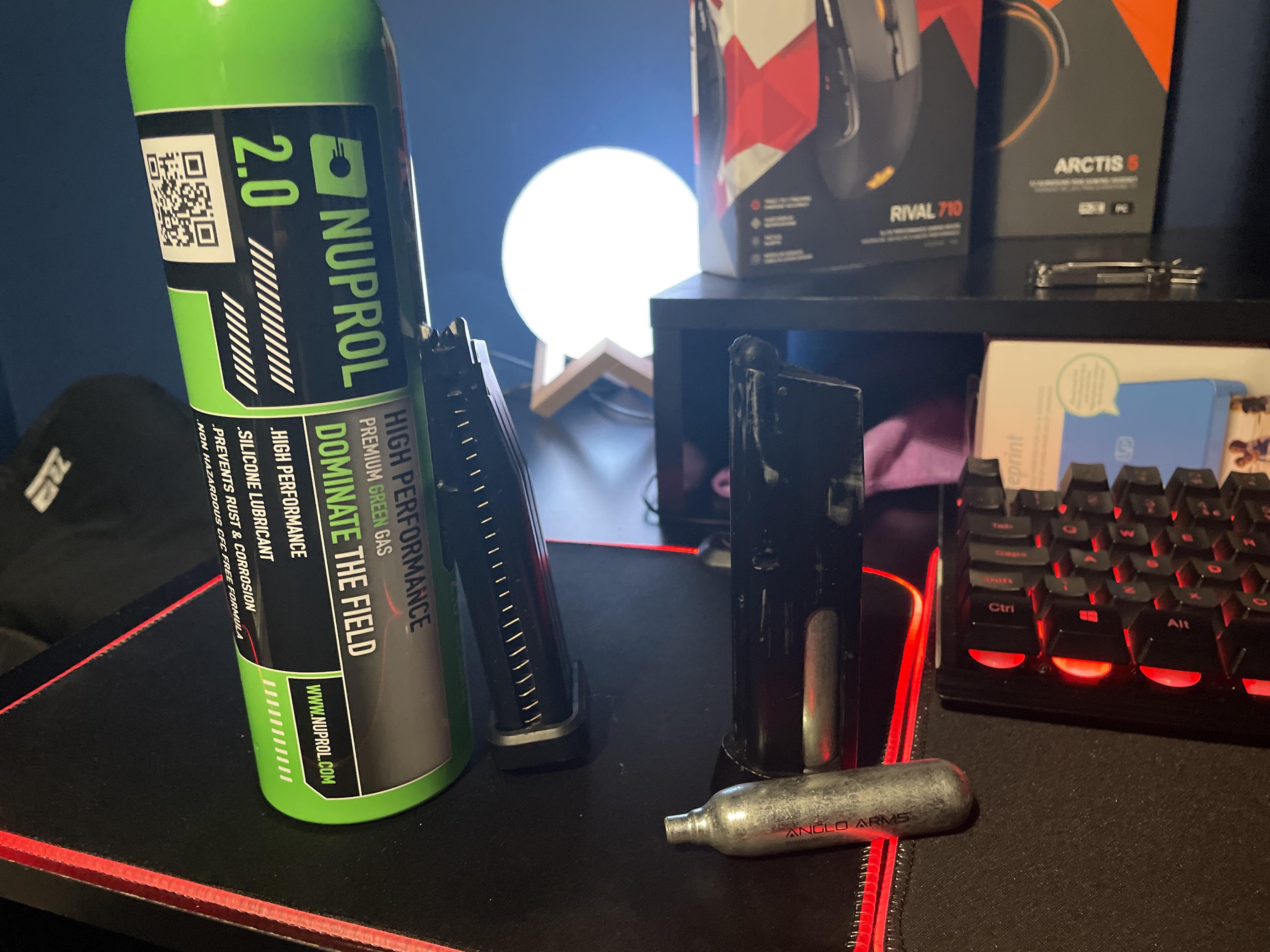 Take your pick (Co2 or green gas) and why I’m Curious r/airsoft