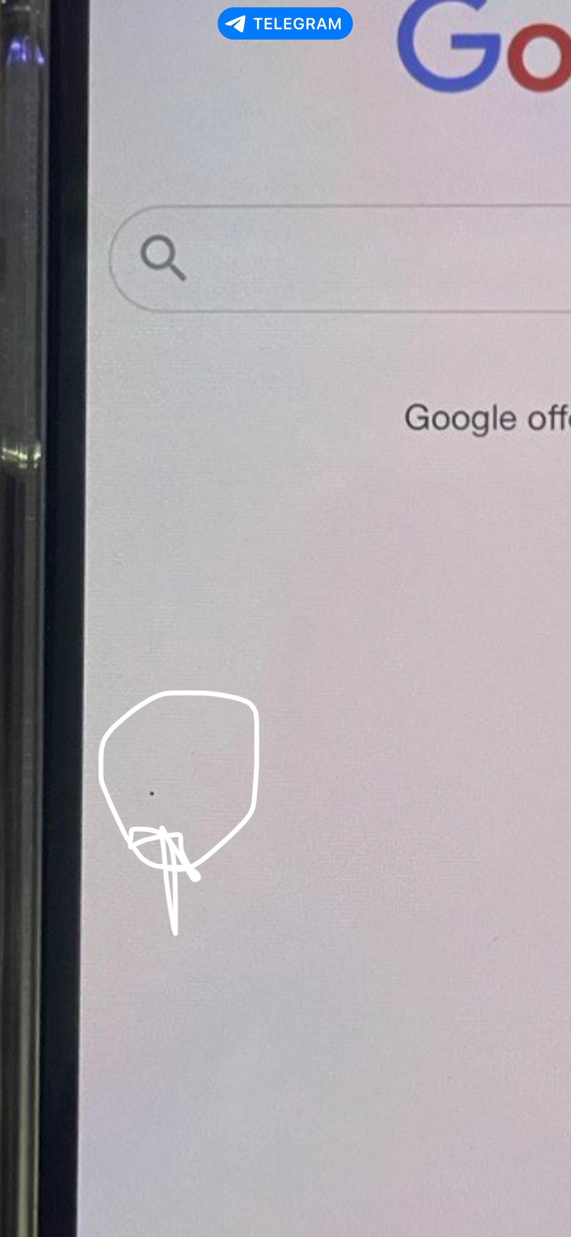 Annoying black dot on screen r/iphone