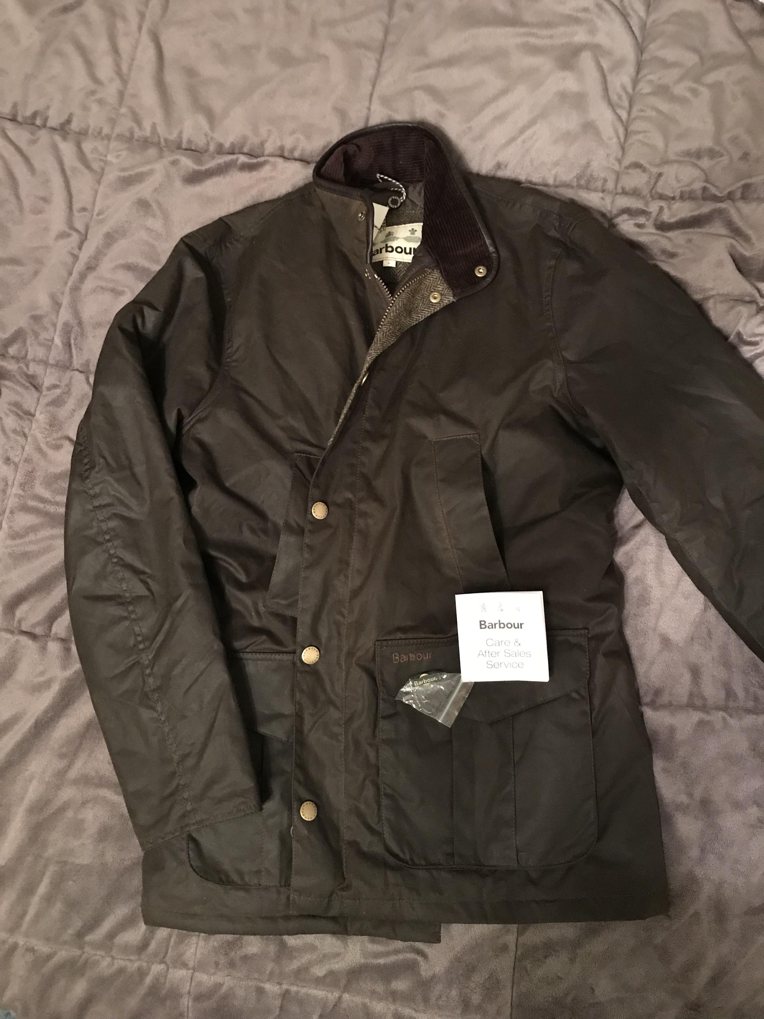 New Barbour waxed cotton jacket 100 with Pin and Care book r