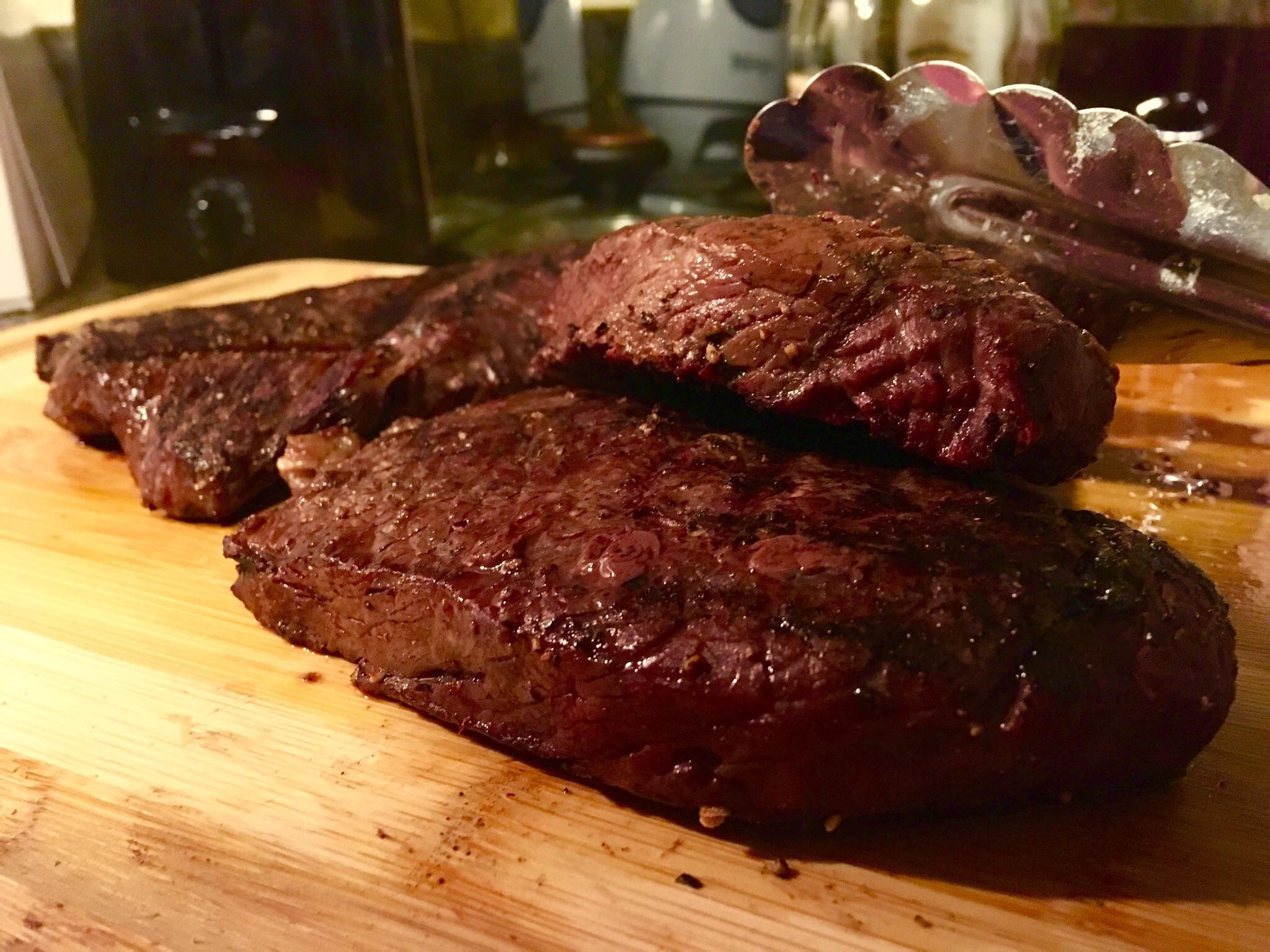 [Homemade] Seared Elk Steak r/food