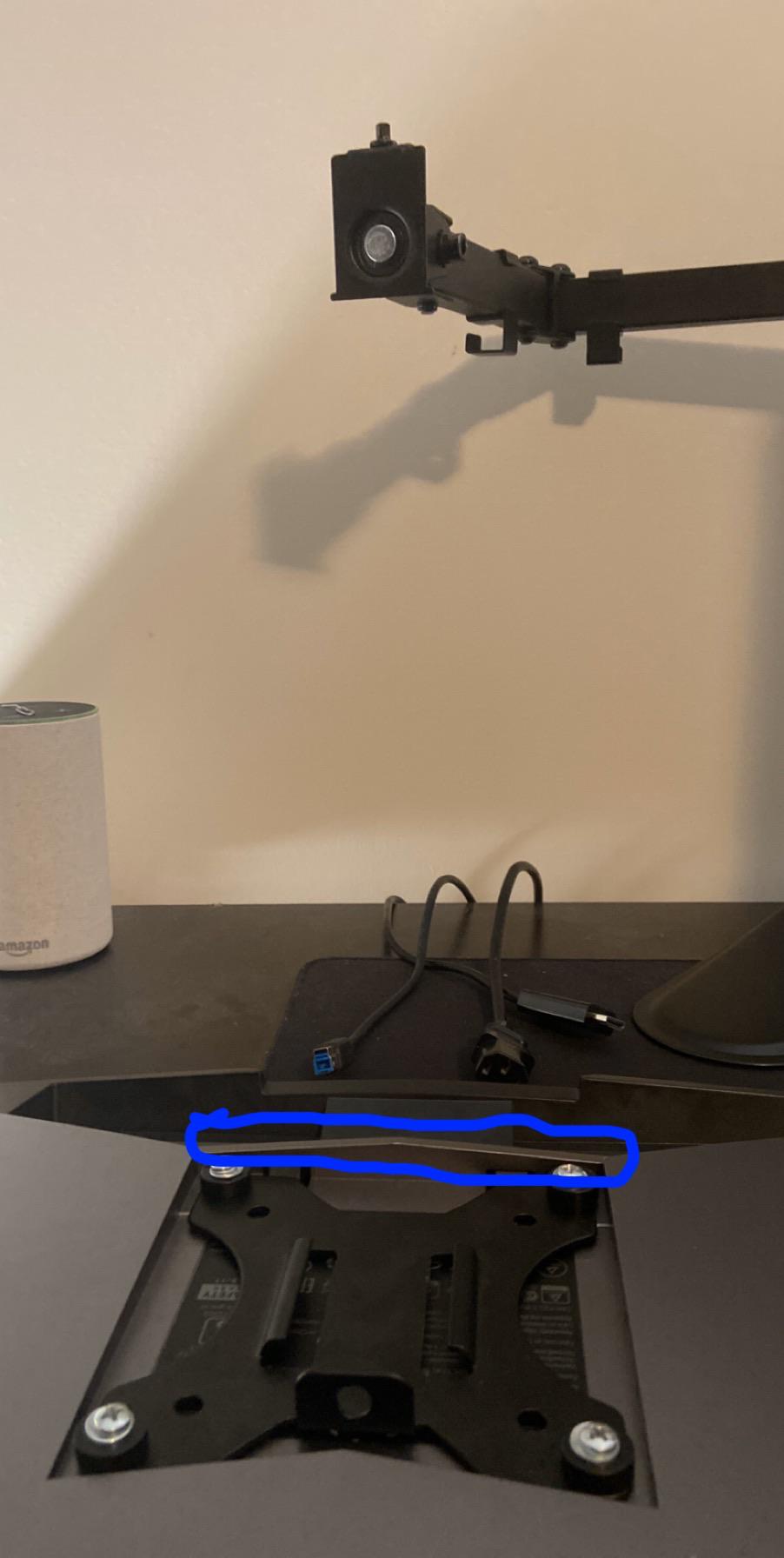 (Help Please) I’m trying to mount my 25 inch Alienware Monitor to my