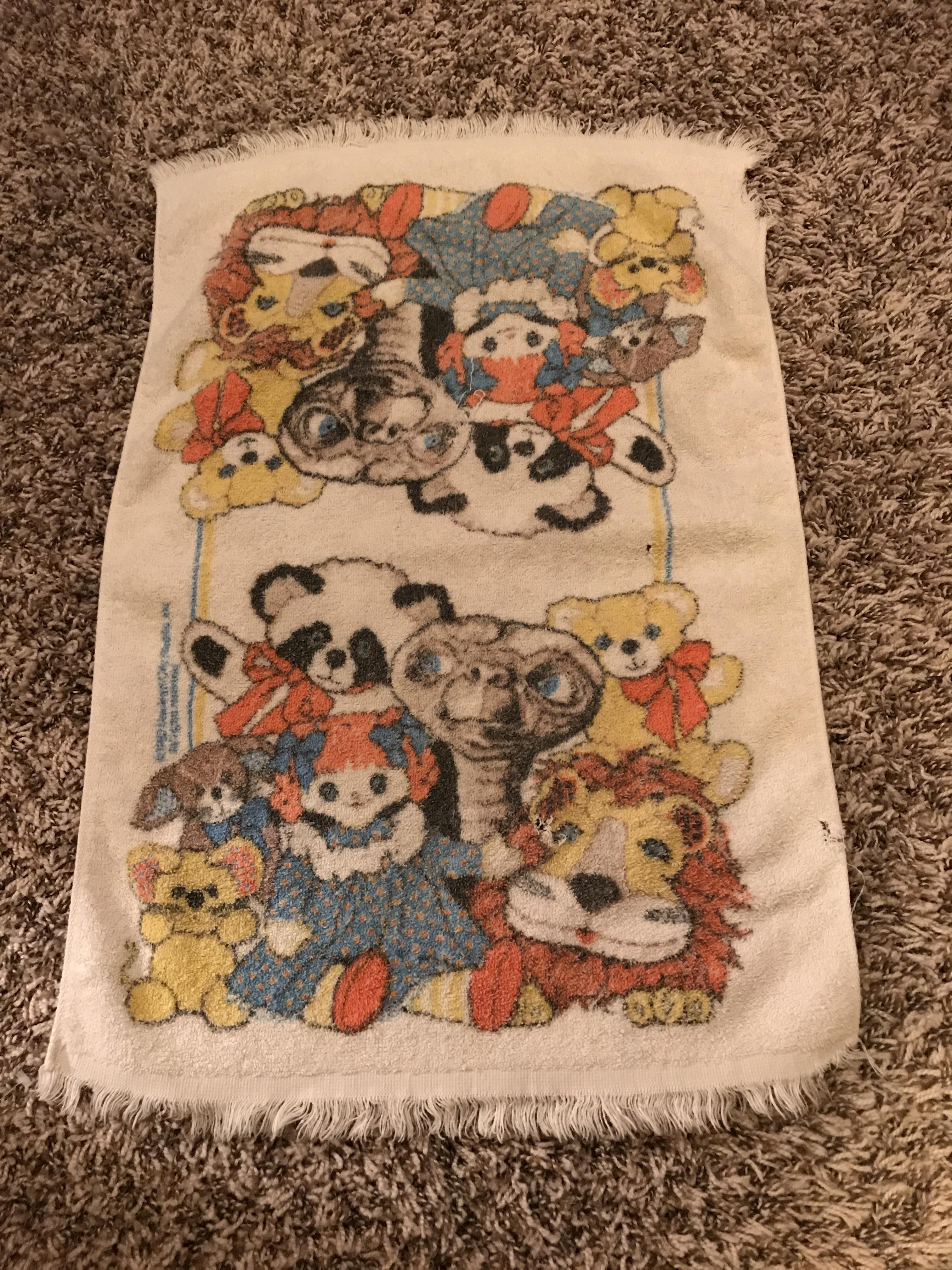E.T. hand towel r/nostalgia