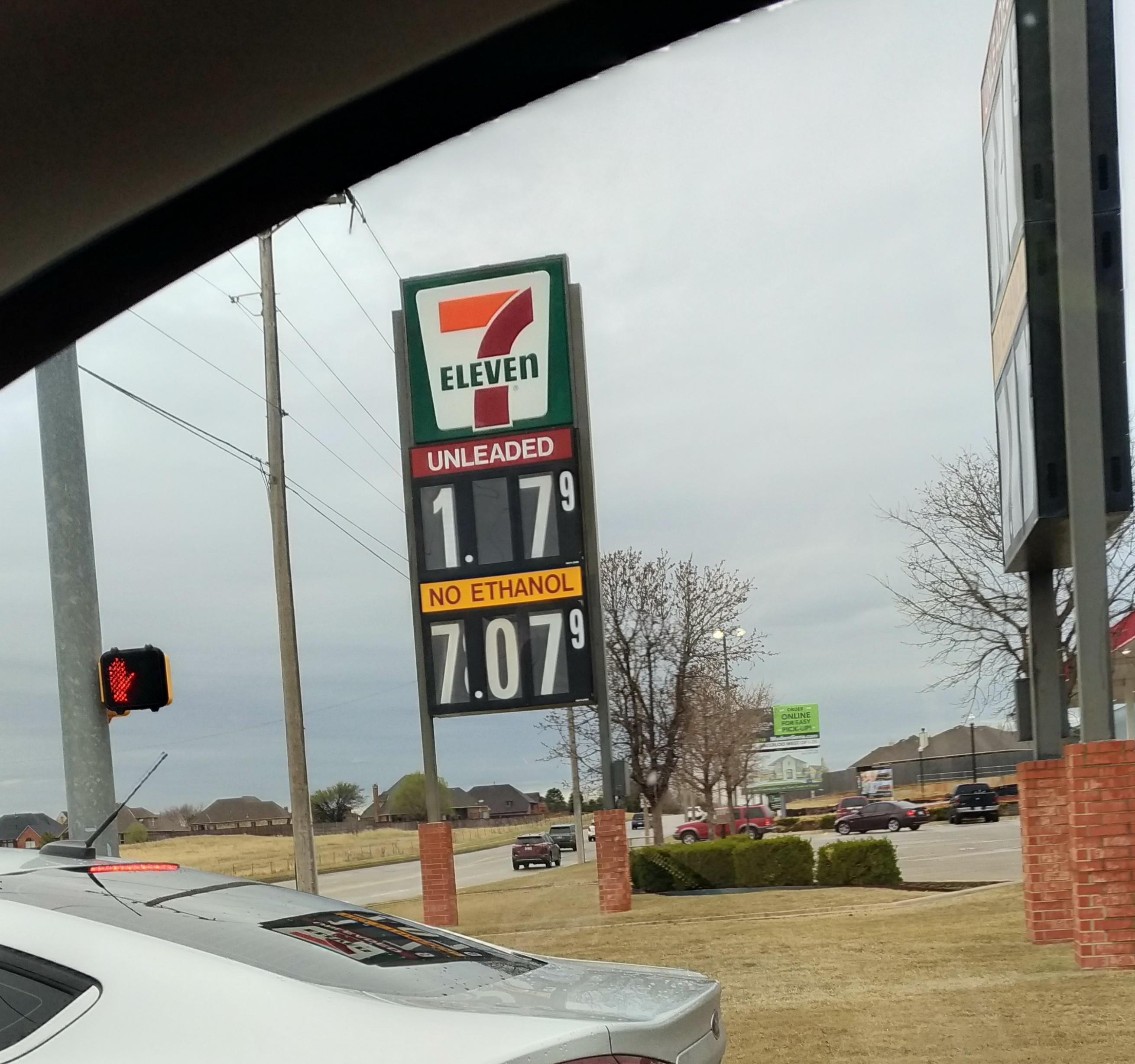 Everyone's talking about the cheap gas prices but this 711 is not