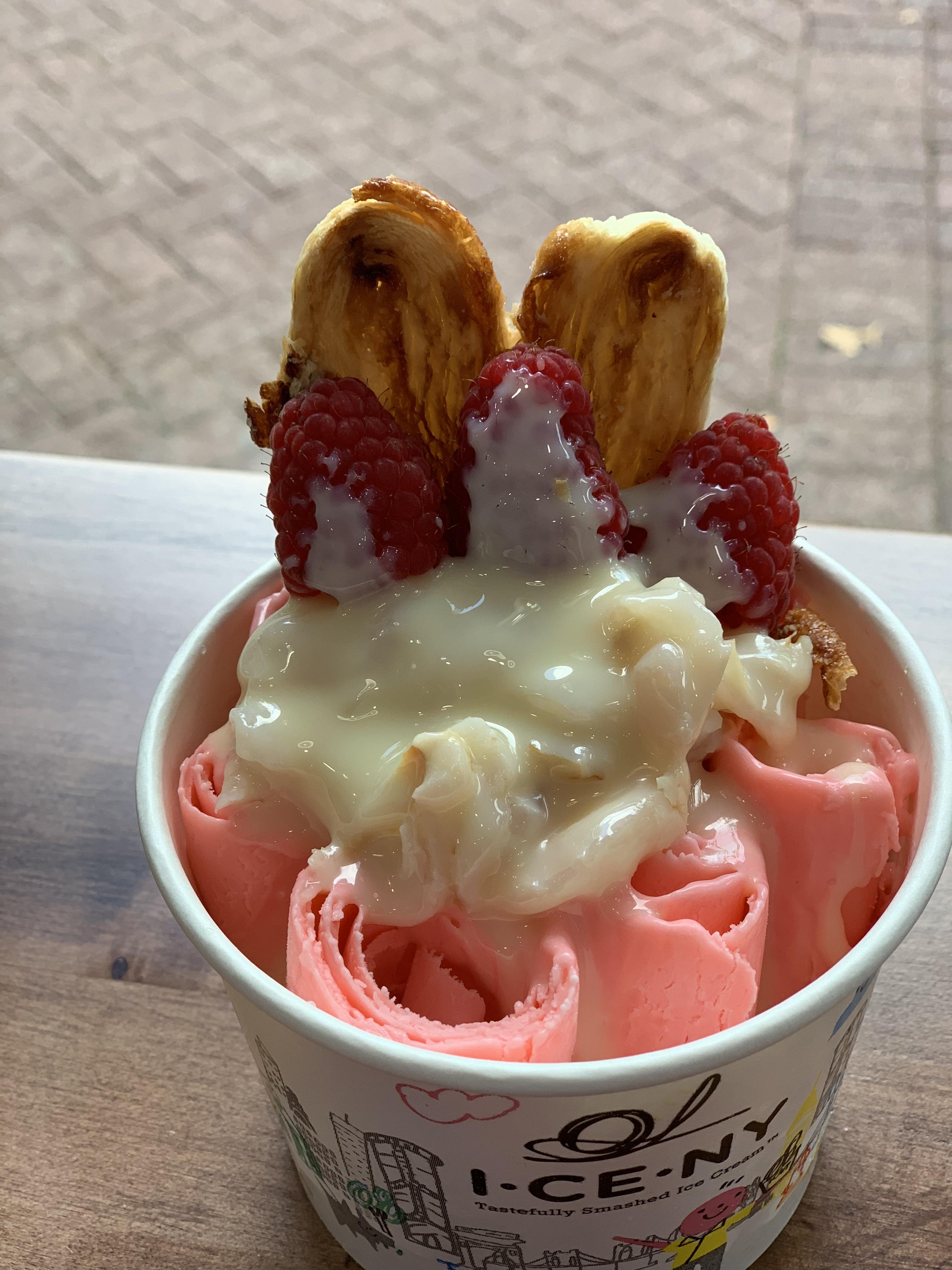 [I ATE] Rose Lychee Ice Cream r/food