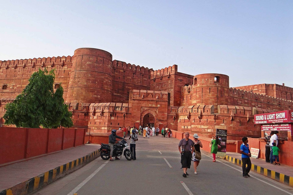 Agra Fort, Agra, near Taj Mahal, Uttar Pradesh, India. r/castles