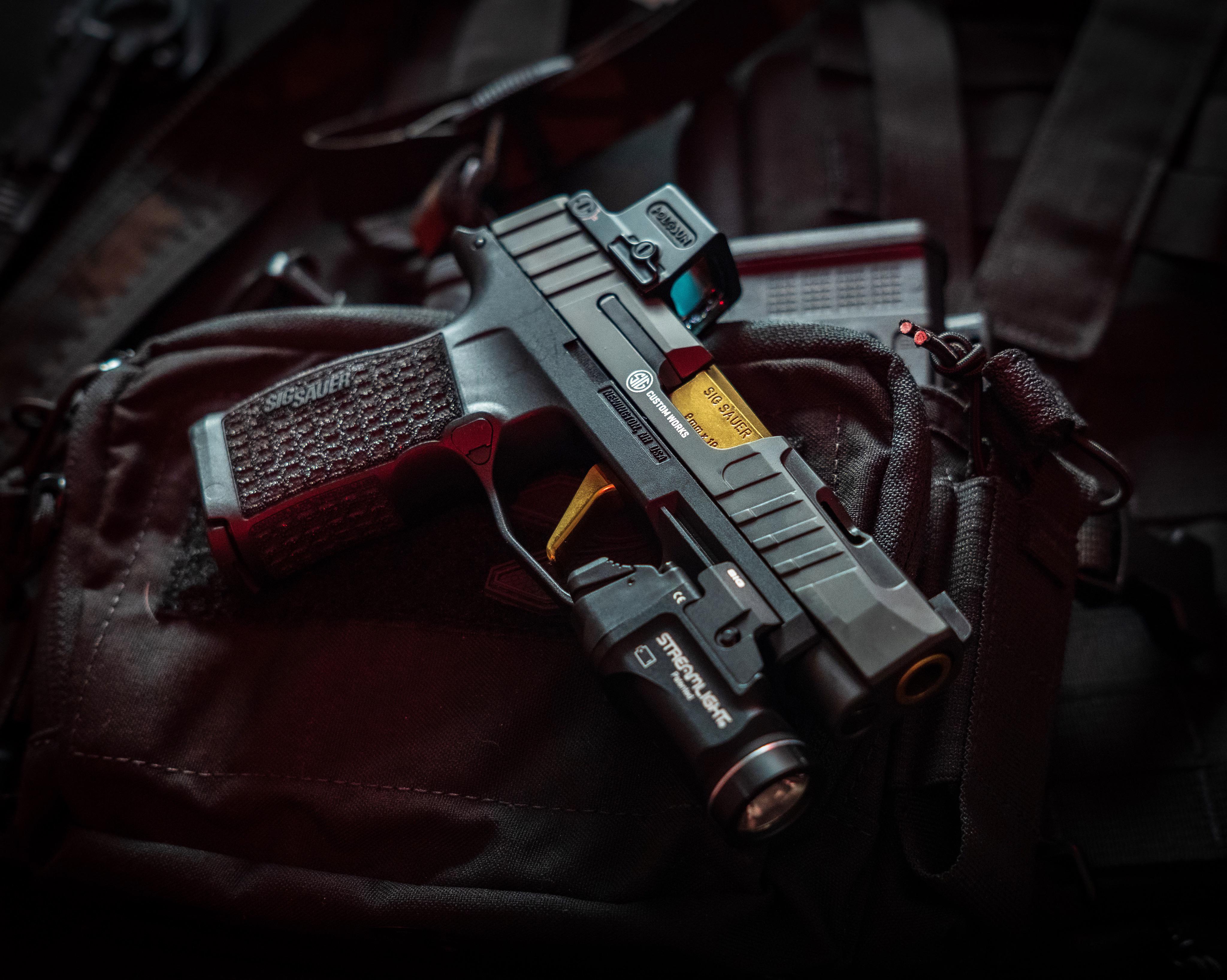 SigSauer P365 XL Spectre with the new Holosun EPS Carry 6 Red and