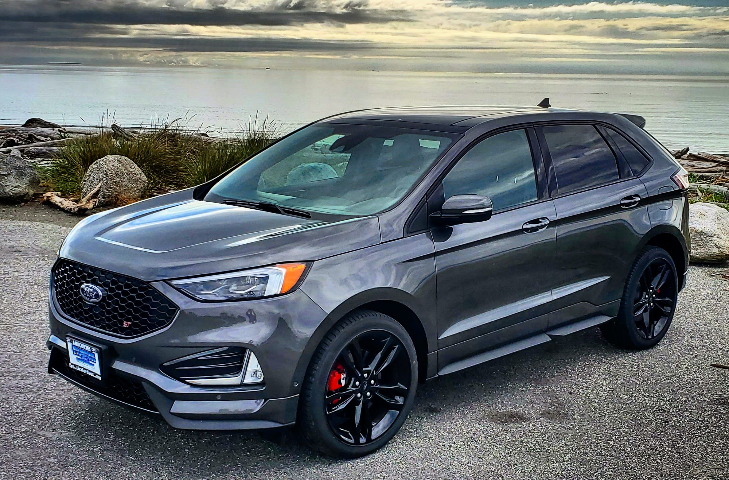My new 2020 Ford Edge ST. Ford you got any exhaust kits cooking up