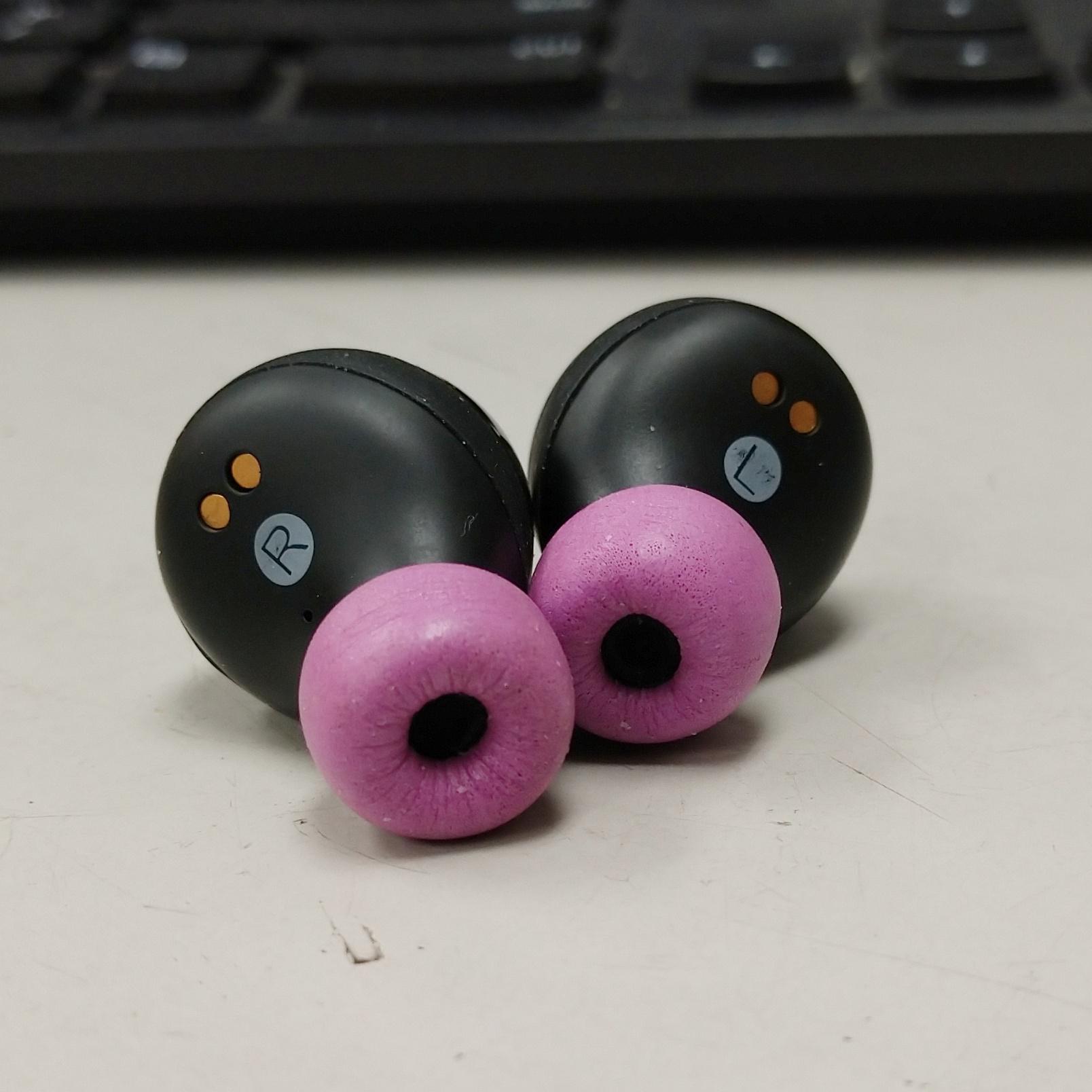 I'm loving these DIY eartips I made from earplugs. r/headphones