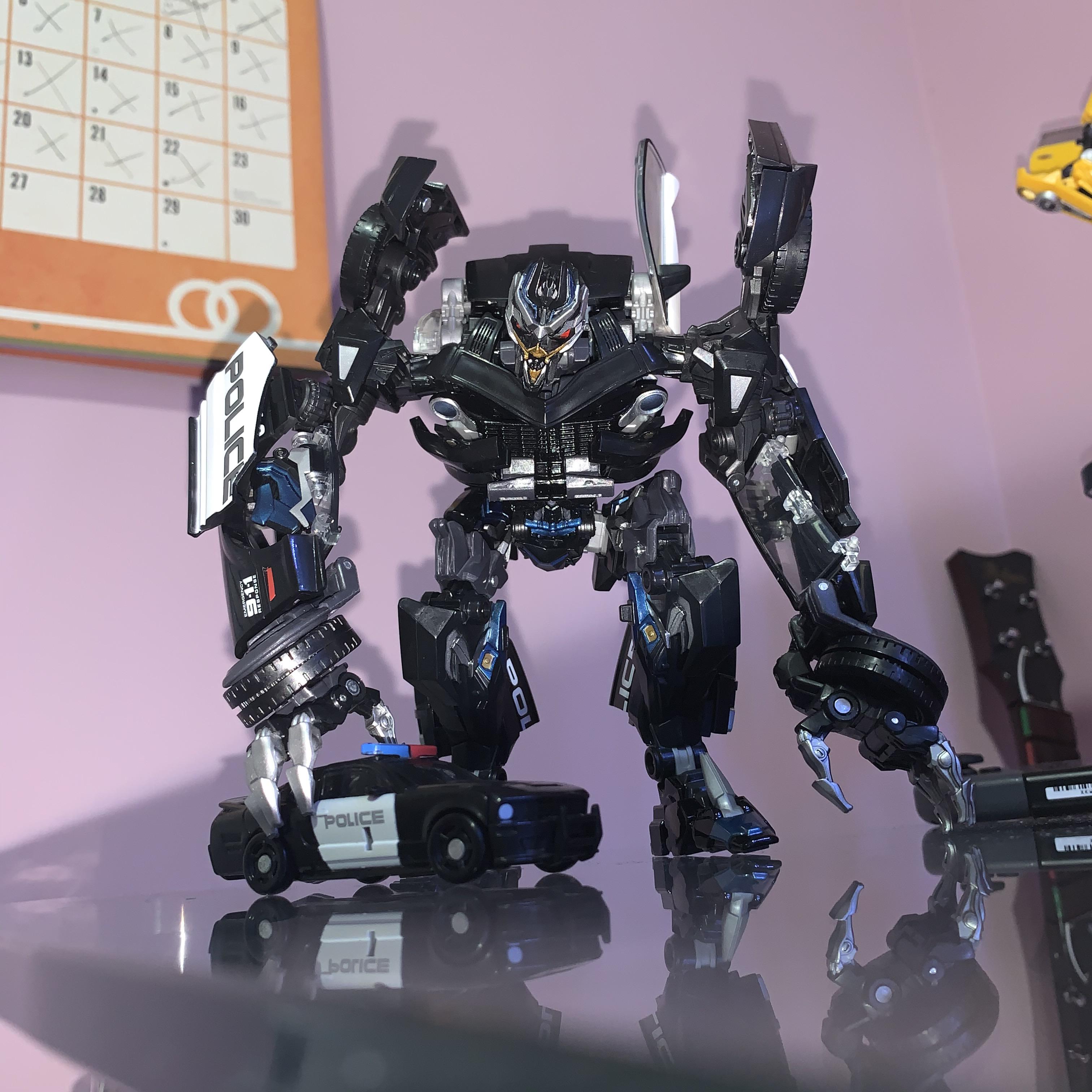 Barricade playing with himself : r/transformers