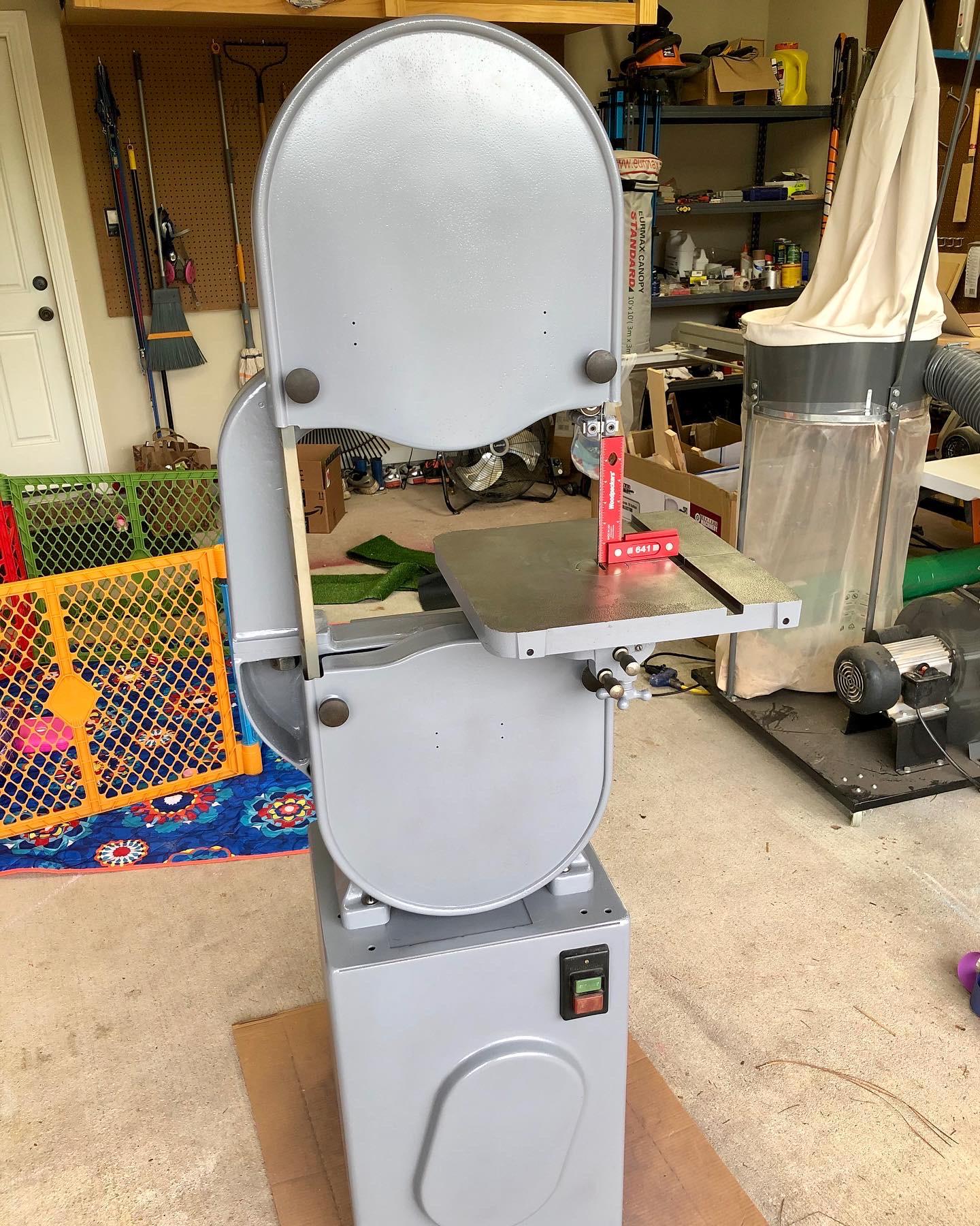 Delta bandsaw restoration (any fence r/woodworking