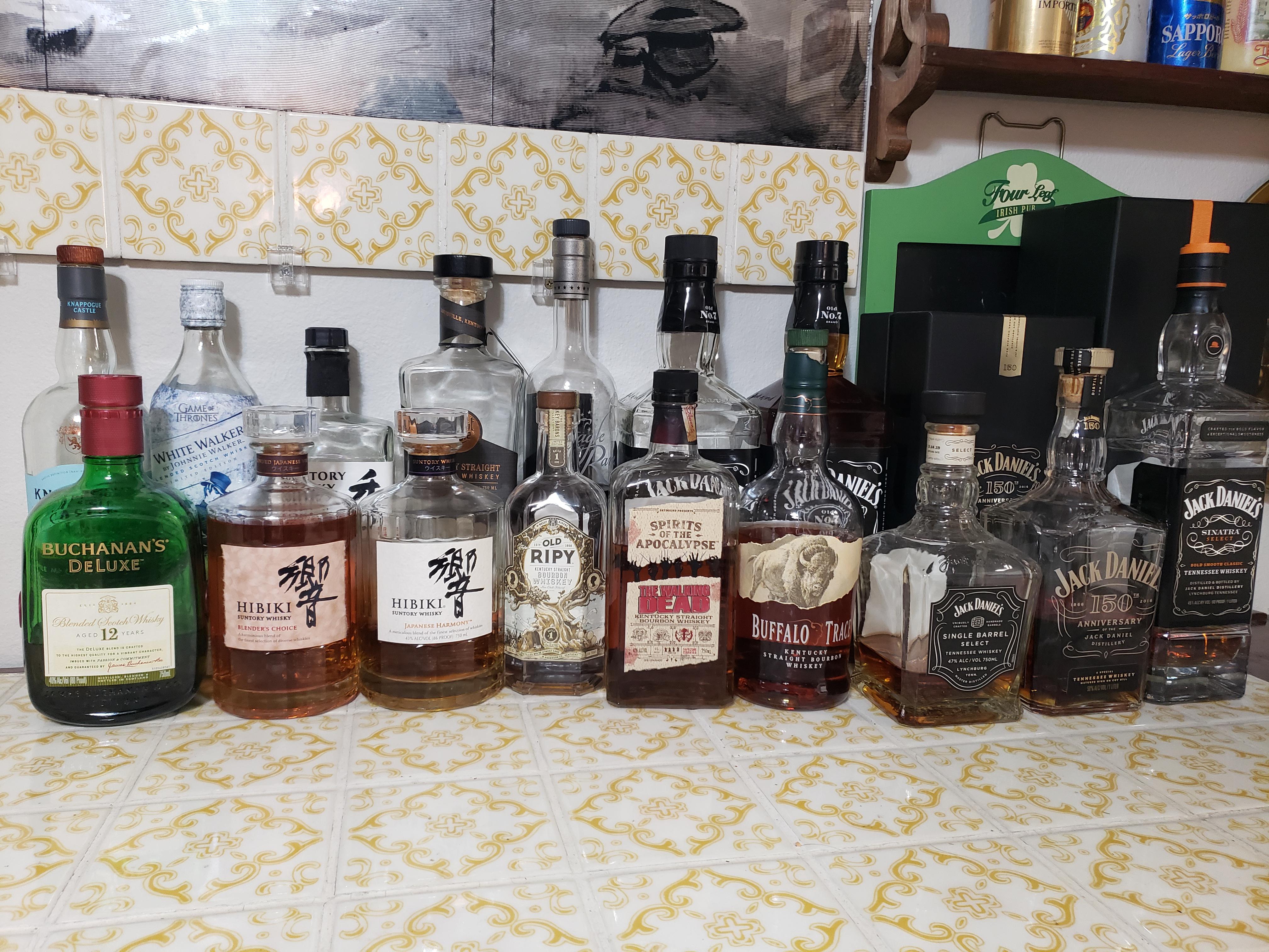 Fresh addition to my collection Hibiki Blender's Choice r/whiskey