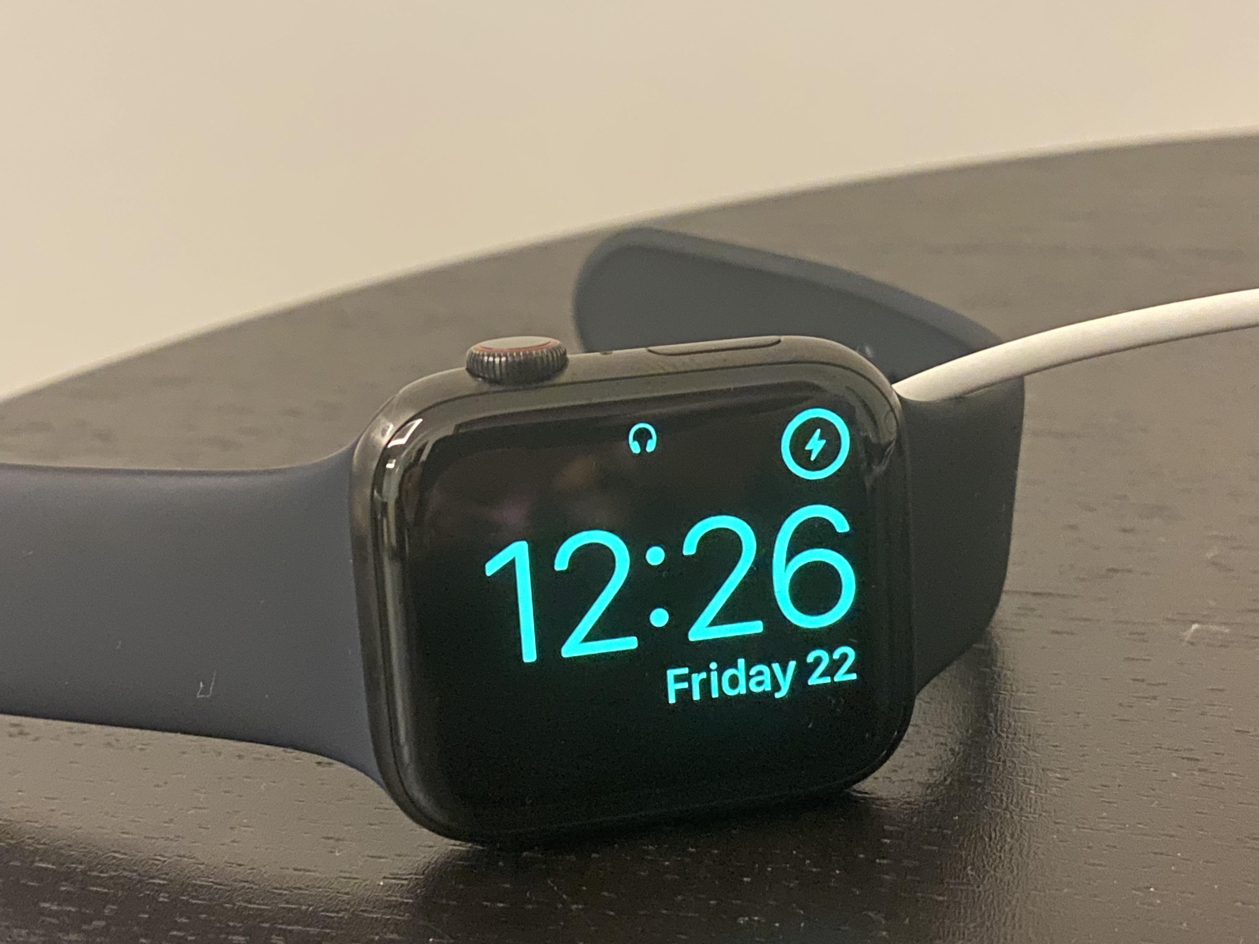 What does headphones symbol mean? r/AppleWatch