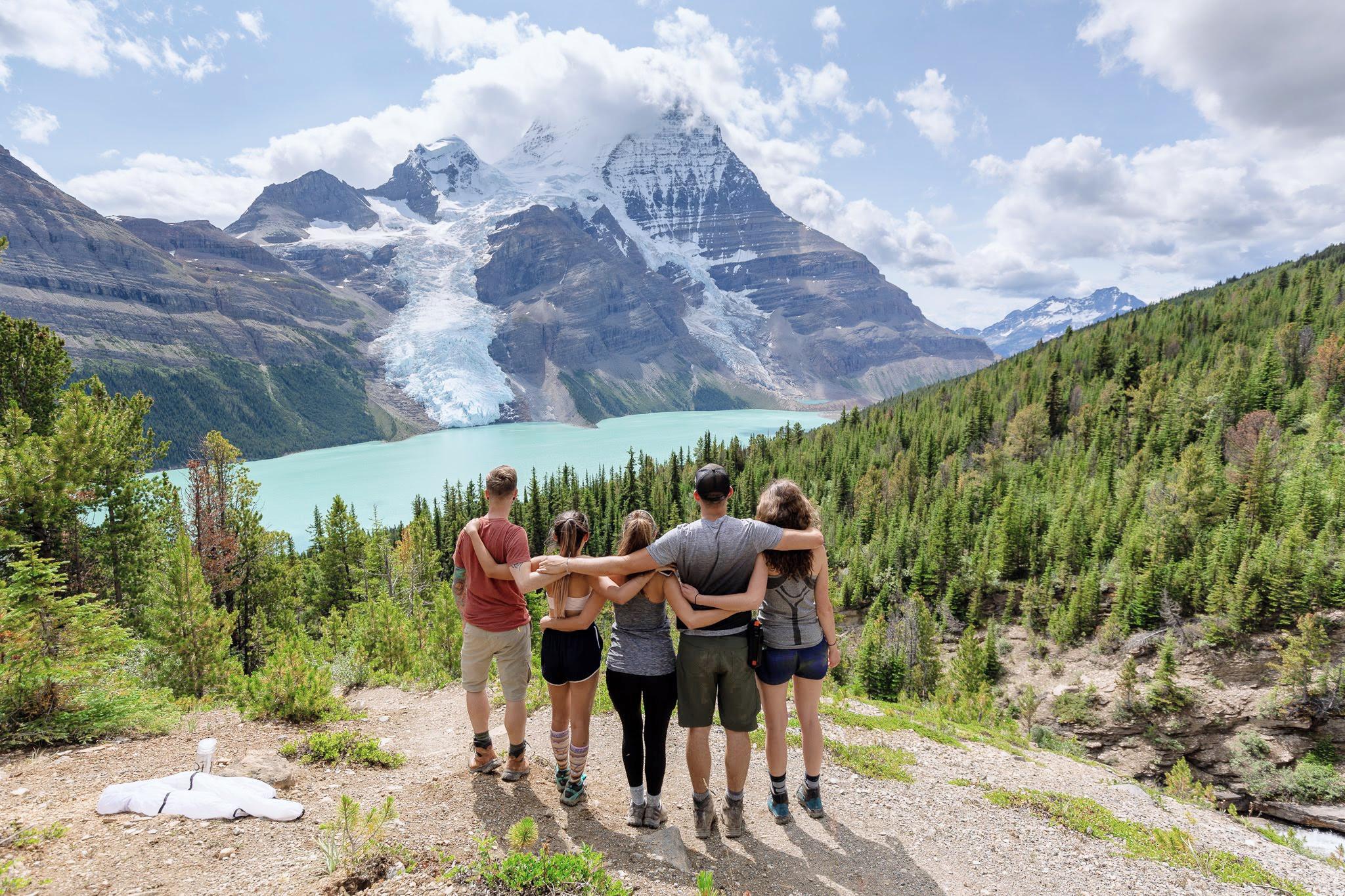 A Spontaneous Backpacking trip with 5 Strangers to Mount Robson in